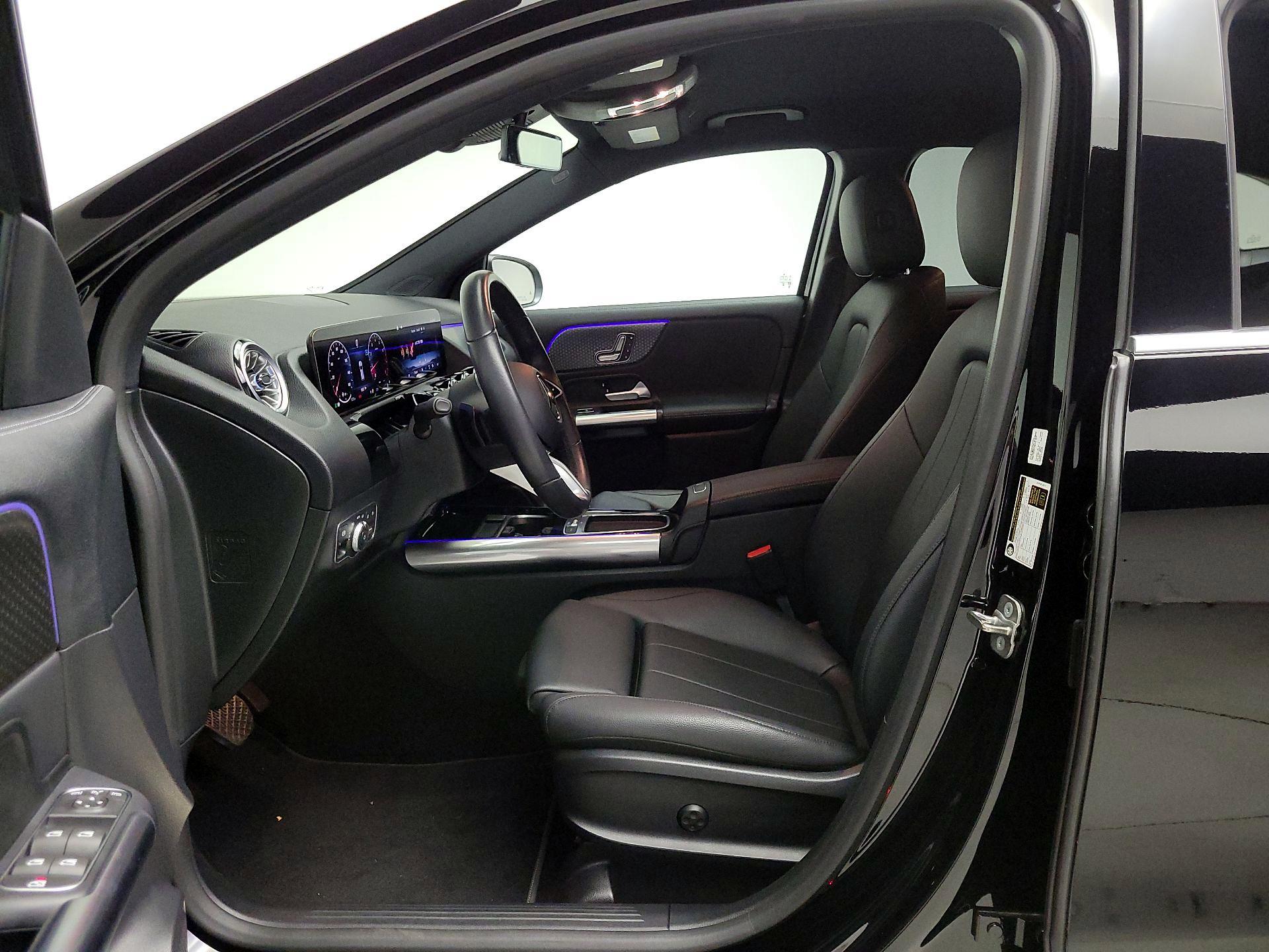 Thumbnail: 2025 Mercedes-Benz GLA - 11