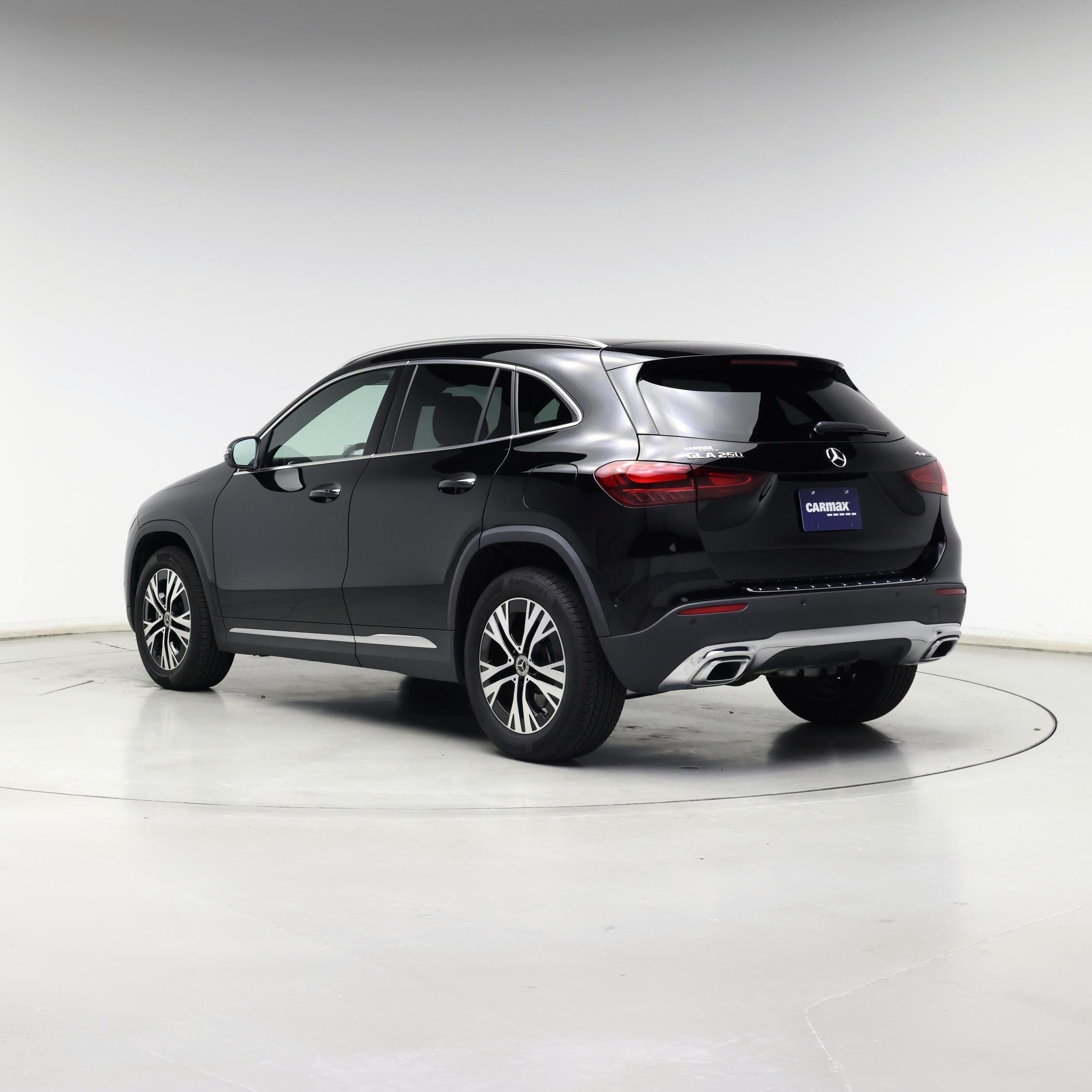 Thumbnail: 2025 Mercedes-Benz GLA - 2