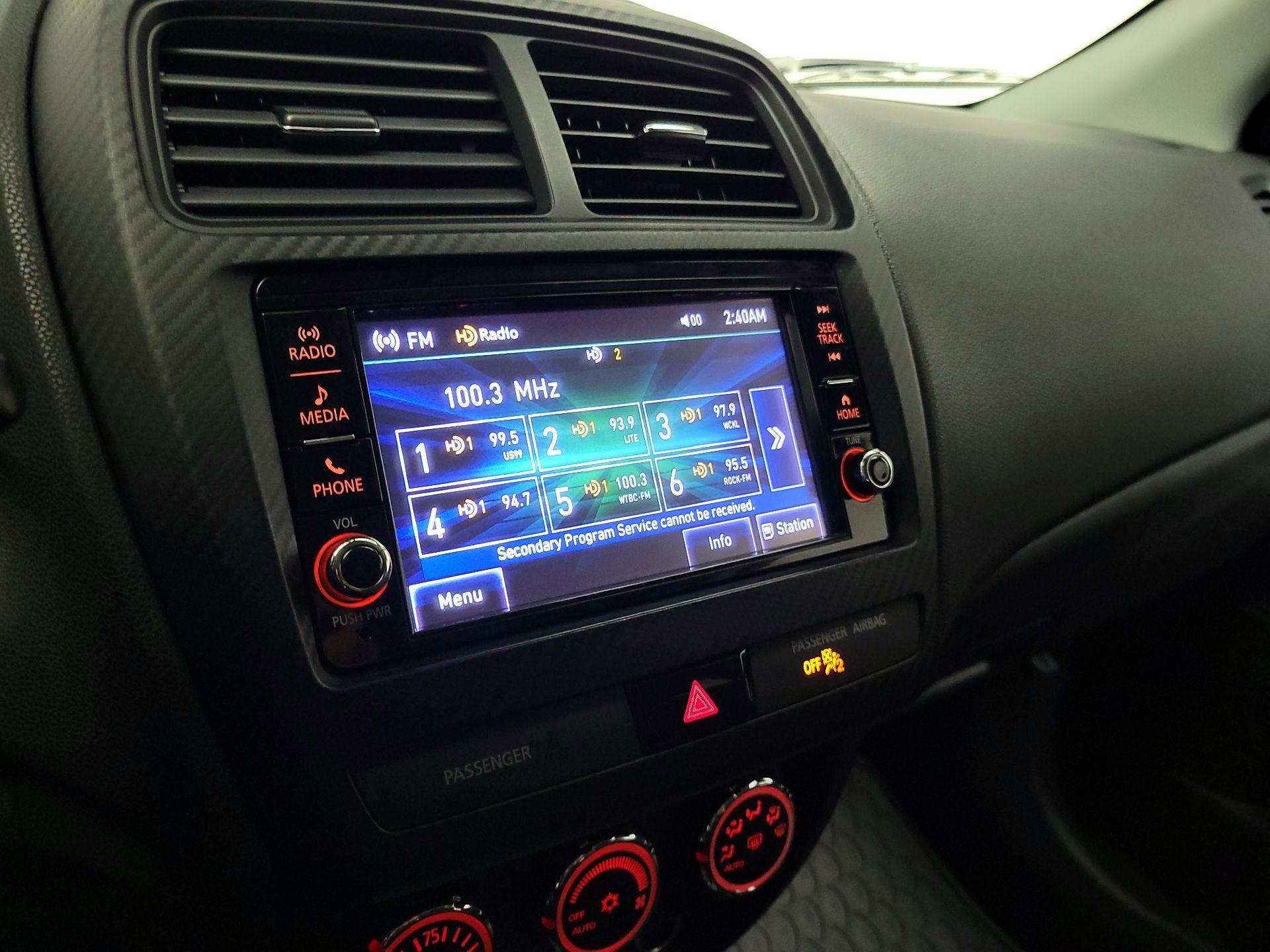Thumbnail: 2018 Mitsubishi Outlander Sport - 14