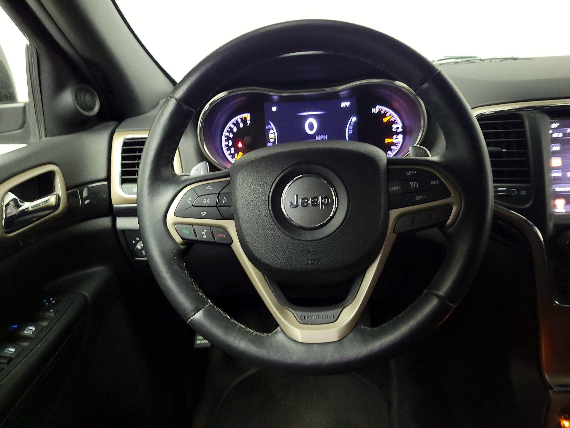Thumbnail: 2016 Jeep Grand Cherokee - 10