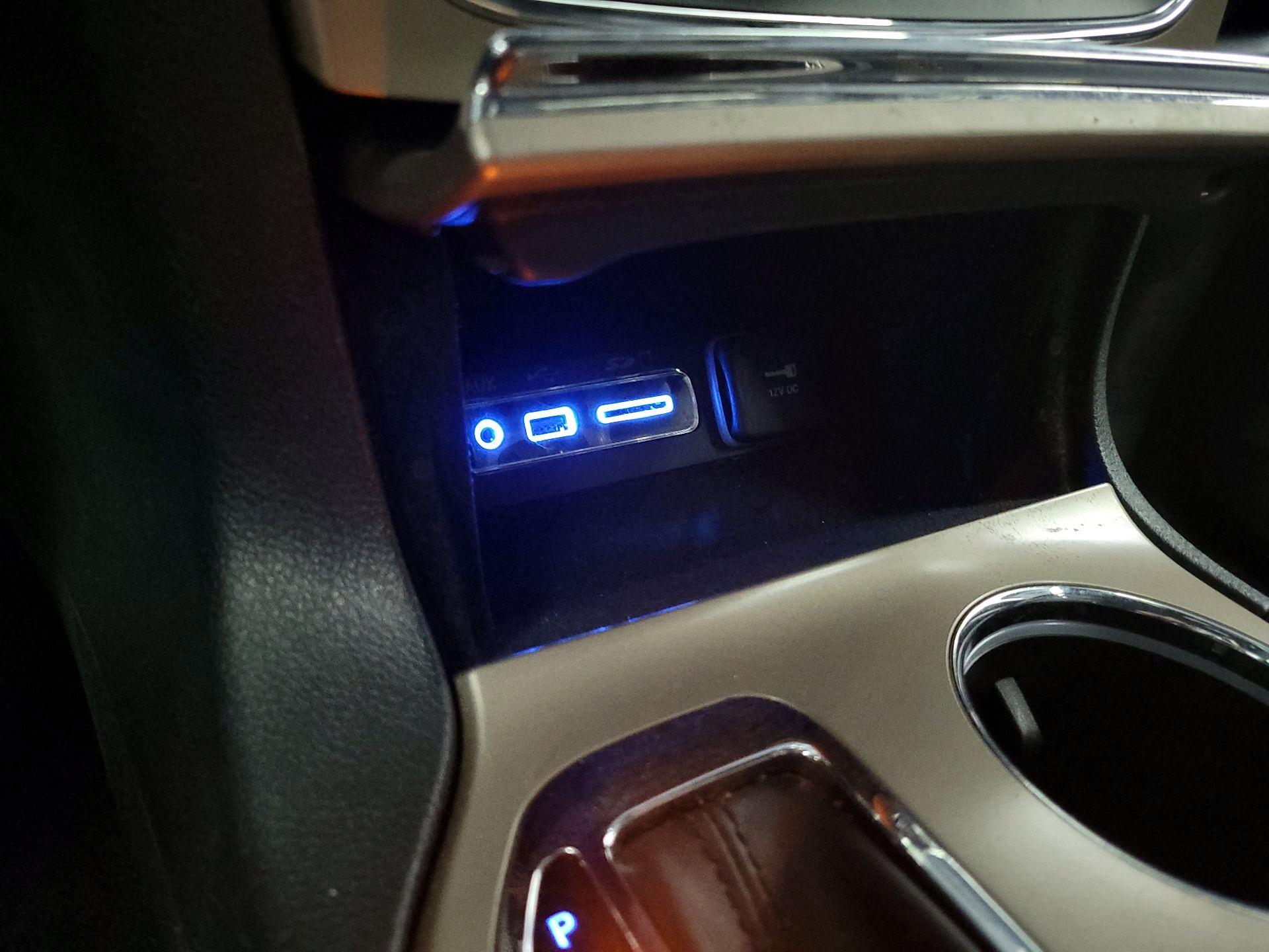 Thumbnail: 2016 Jeep Grand Cherokee - 18