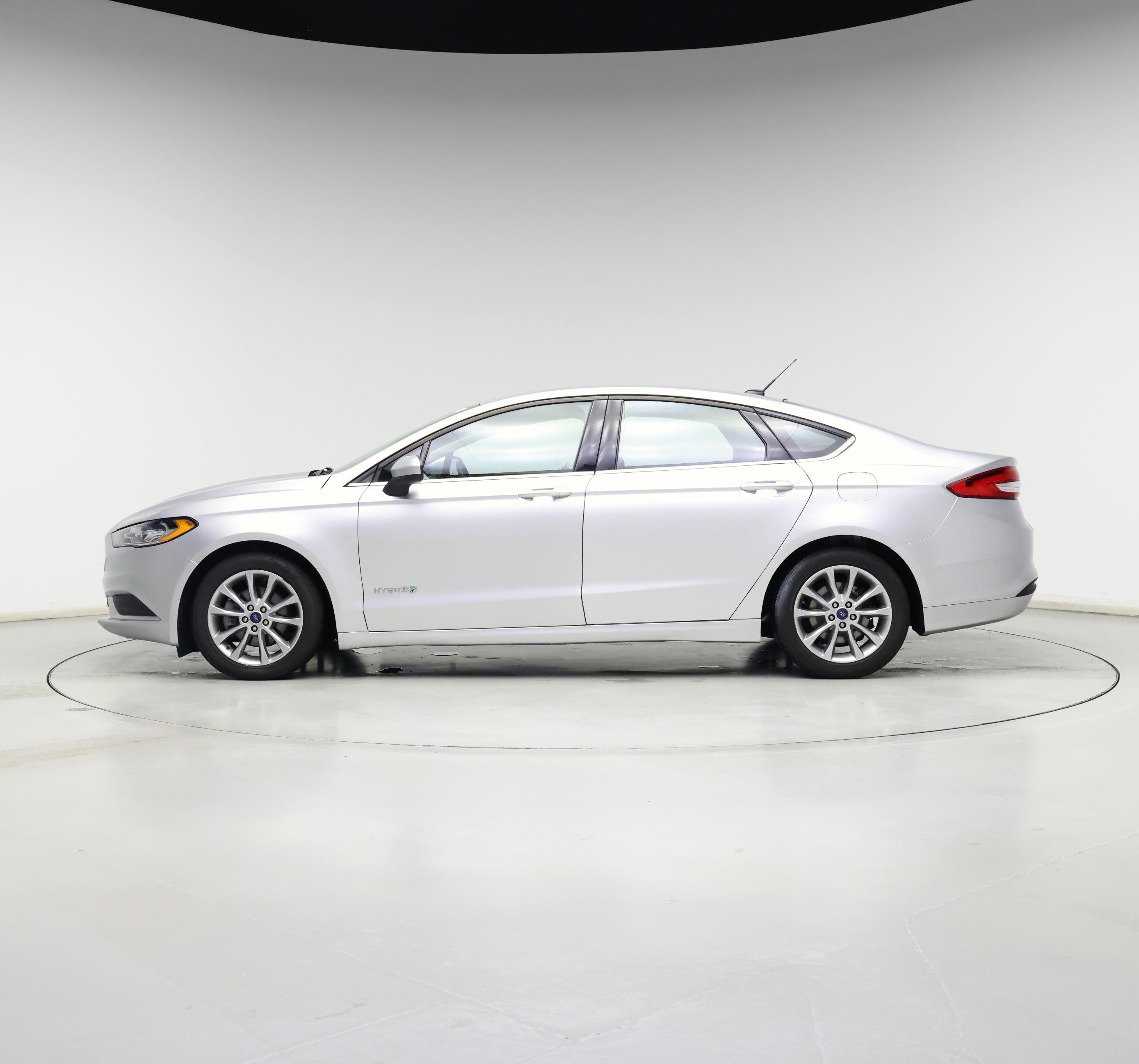 Thumbnail: 2017 Ford Fusion - 3