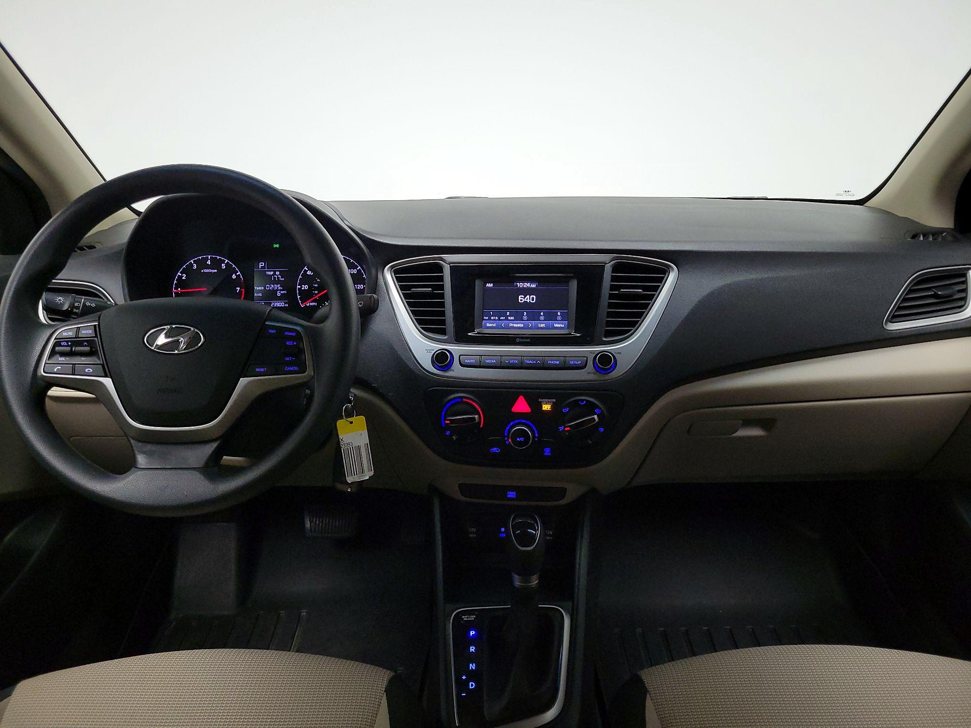 Thumbnail: 2018 Hyundai Accent - 9