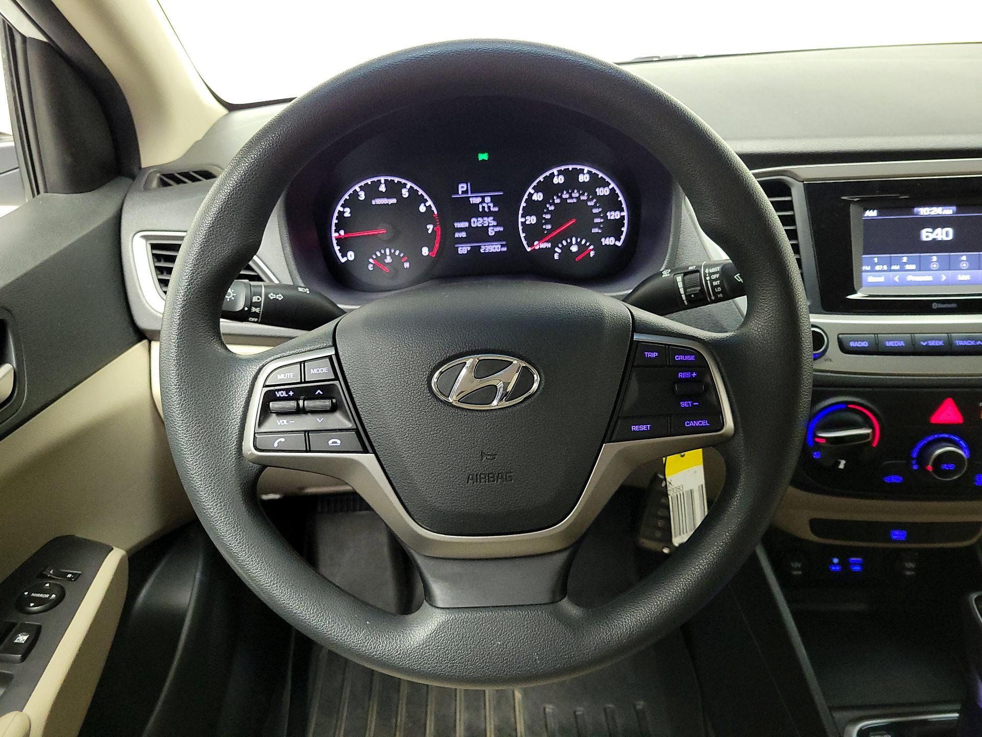 Thumbnail: 2018 Hyundai Accent - 10