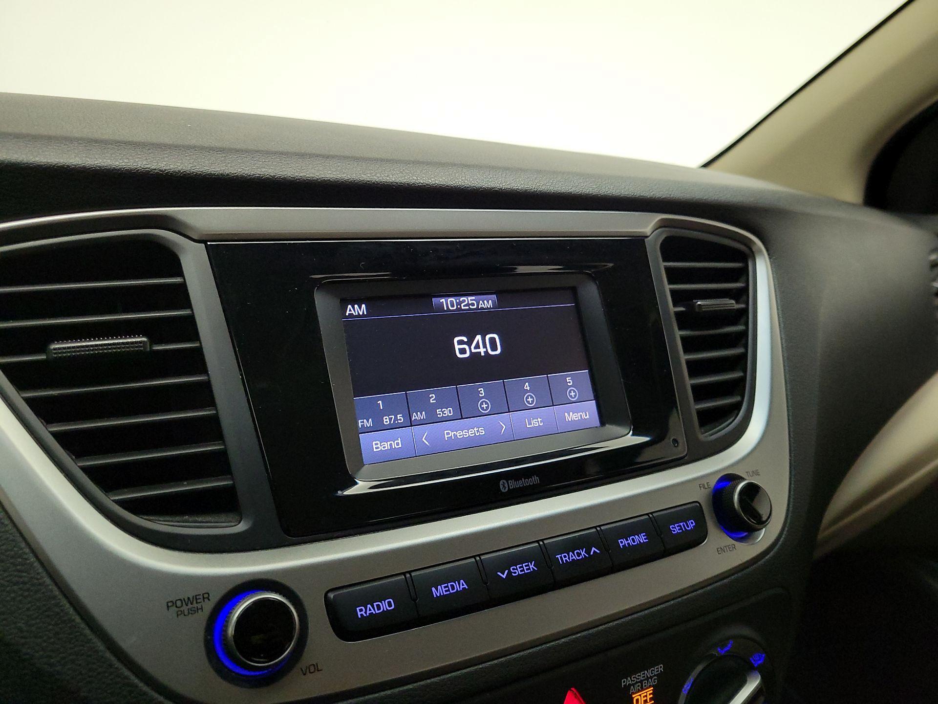 Thumbnail: 2018 Hyundai Accent - 15