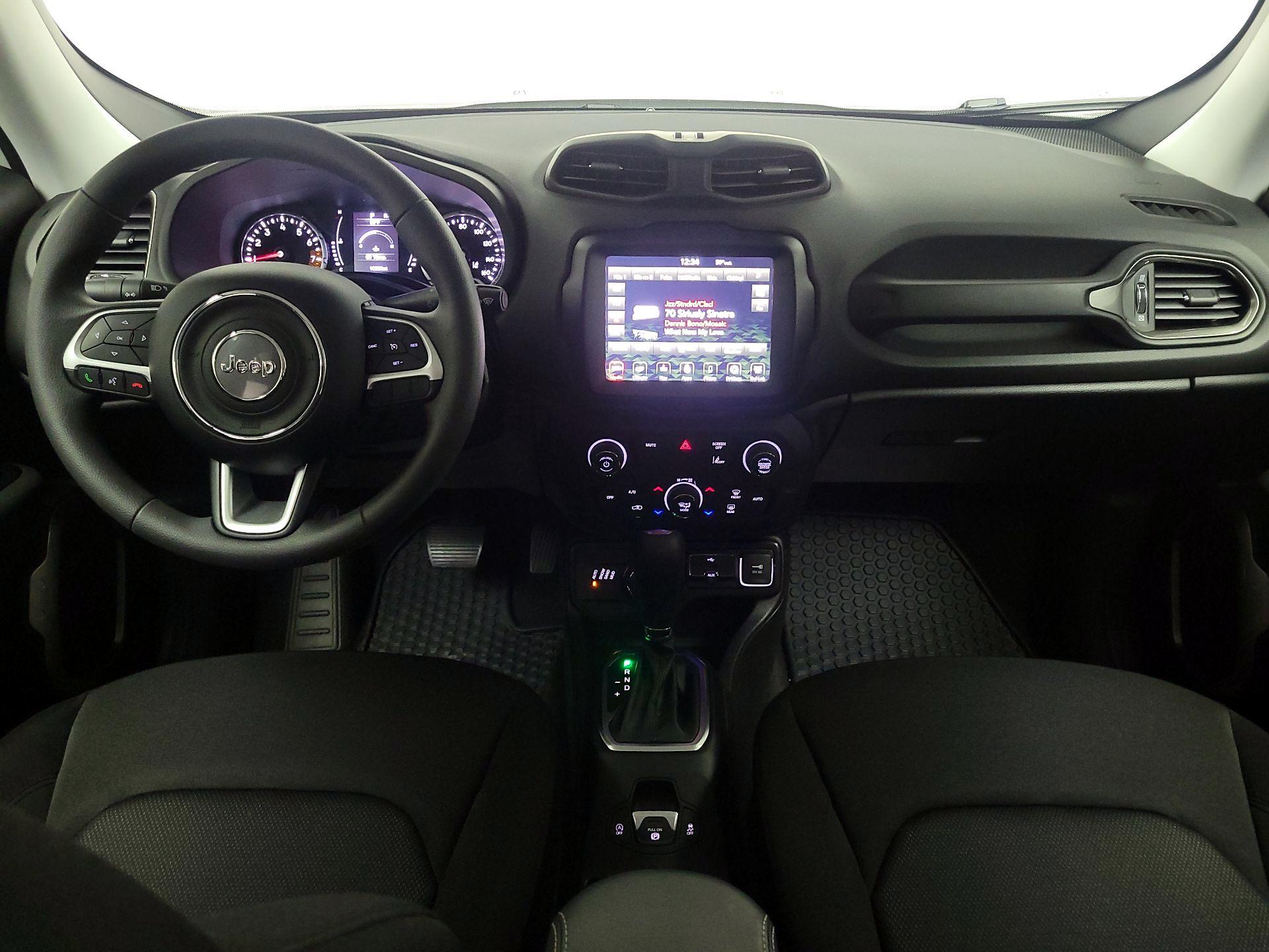 Thumbnail: 2023 Jeep Renegade - 9