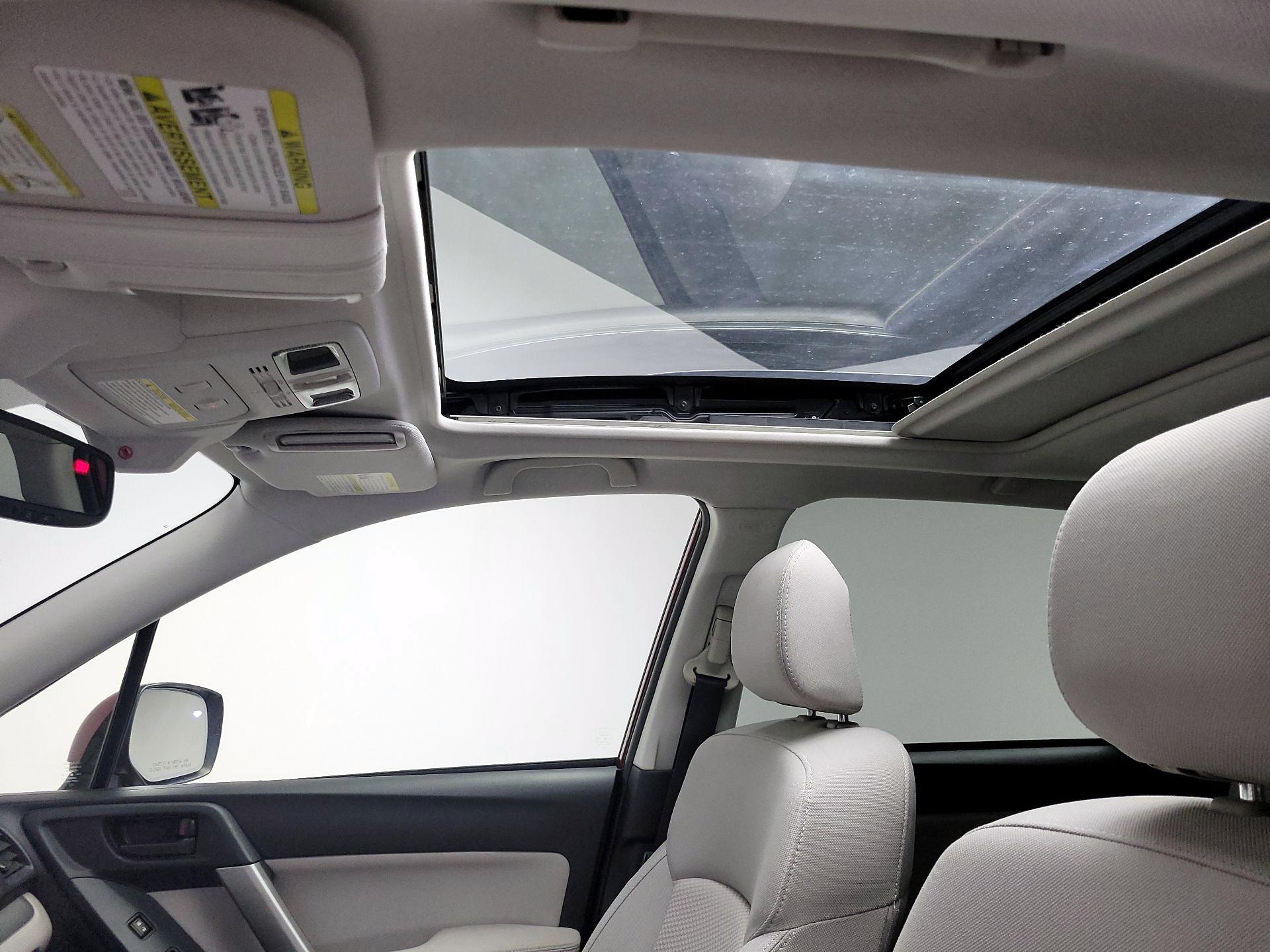 Thumbnail: 2015 Subaru Forester - 19