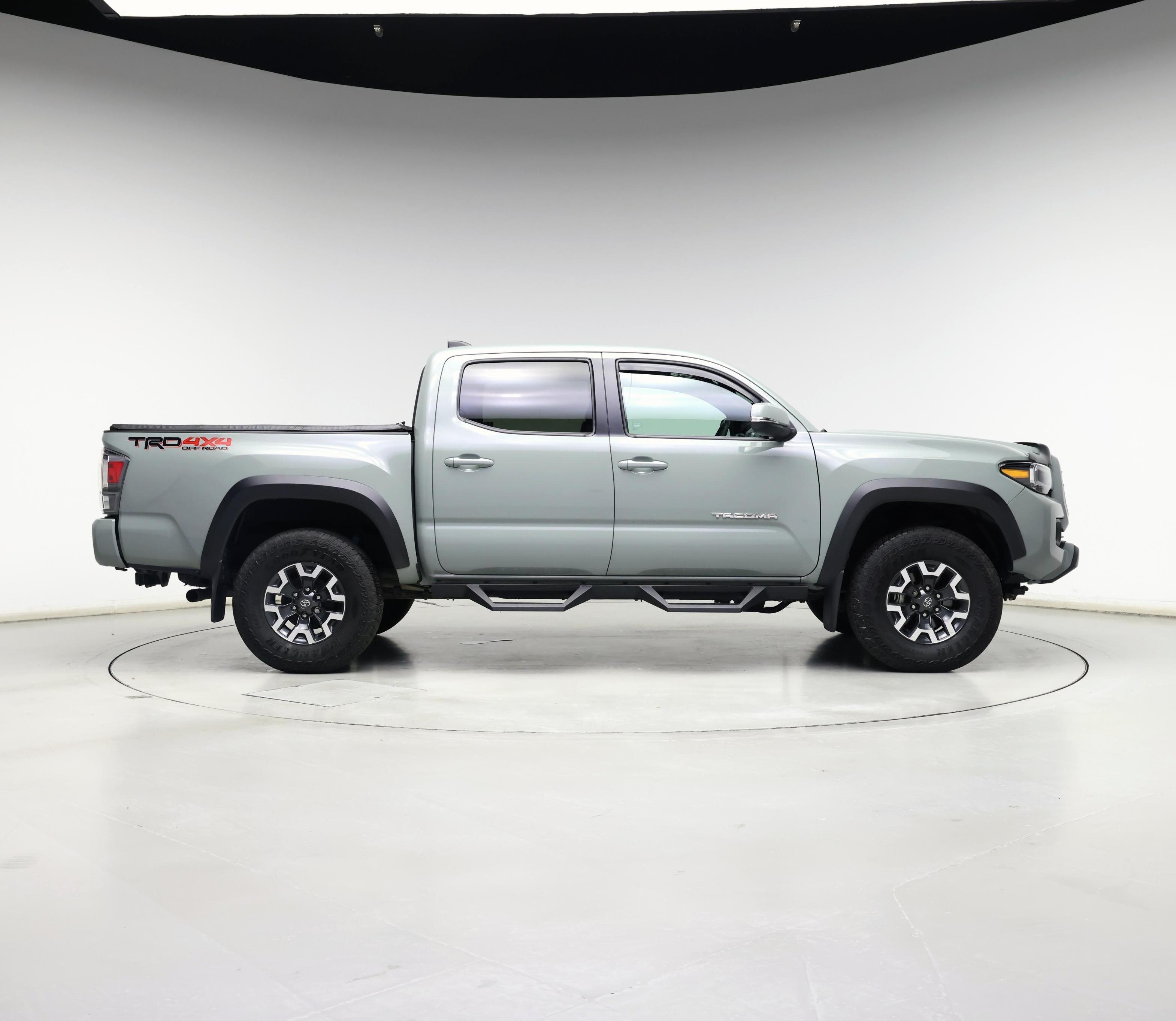 Thumbnail: 2022 Toyota Tacoma - 7