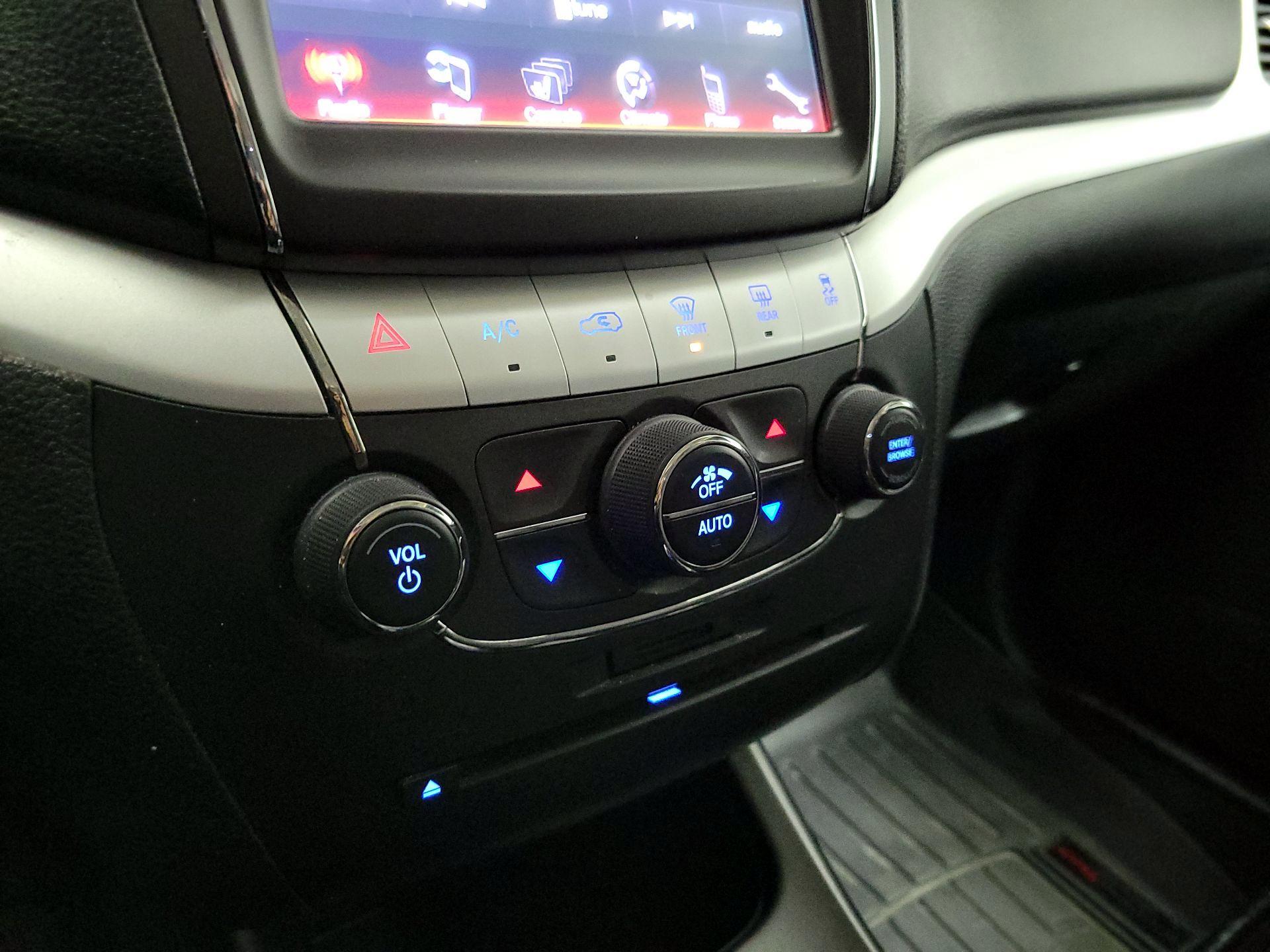 Thumbnail: 2018 Dodge Journey - 15