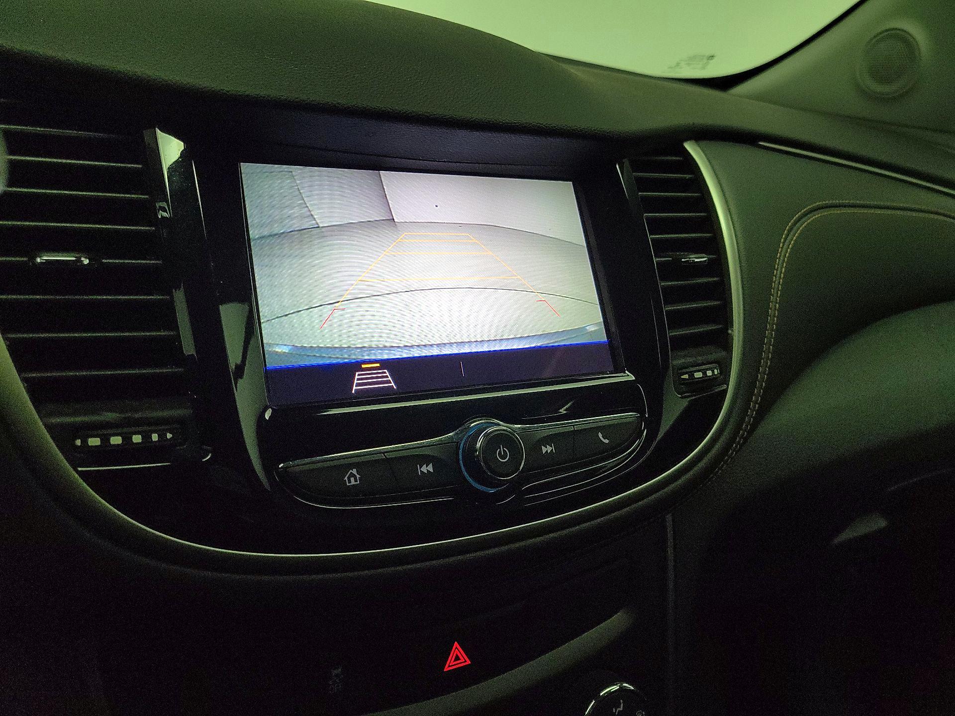 Thumbnail: 2020 Chevrolet Trax - 14