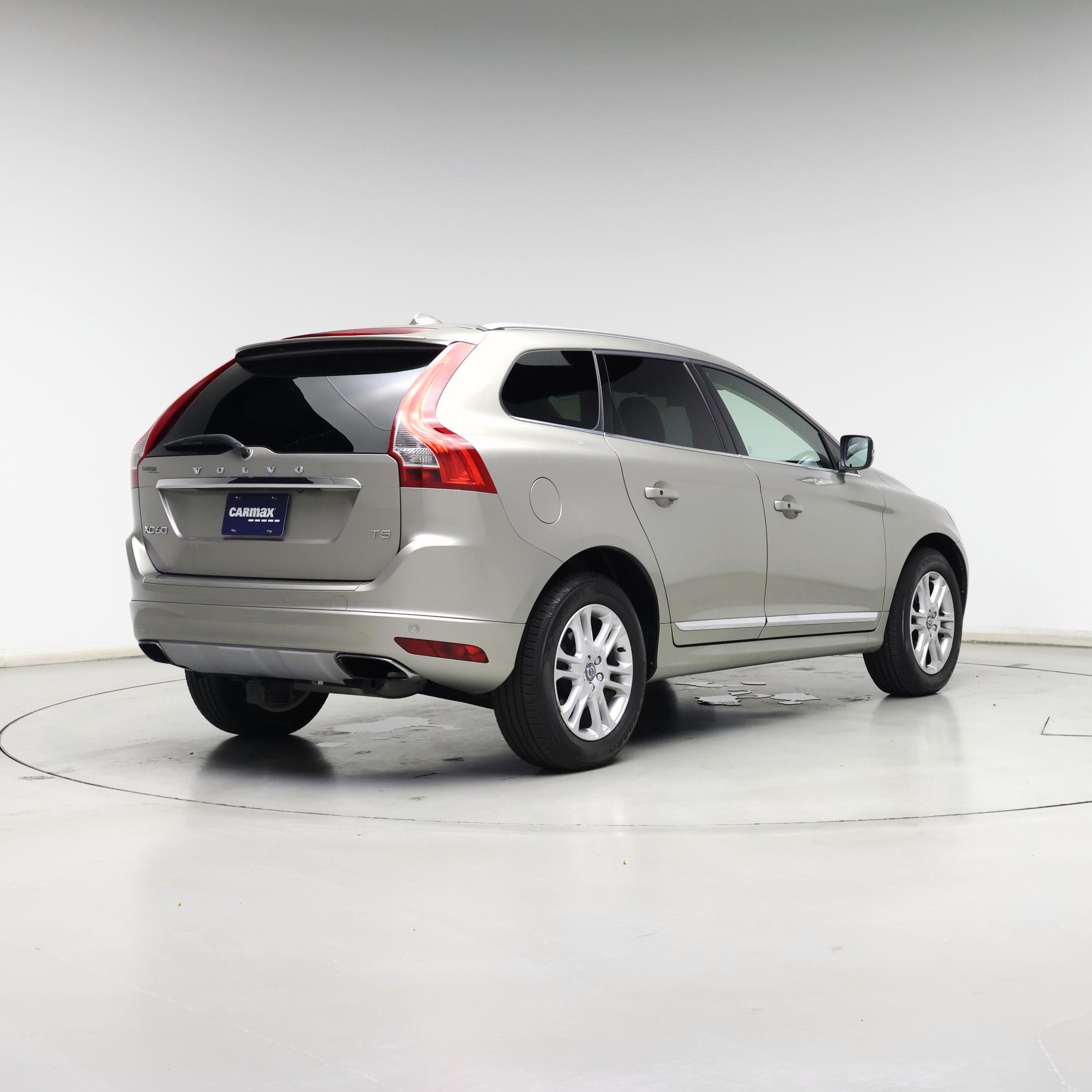 Thumbnail: 2016 Volvo XC60 - 8
