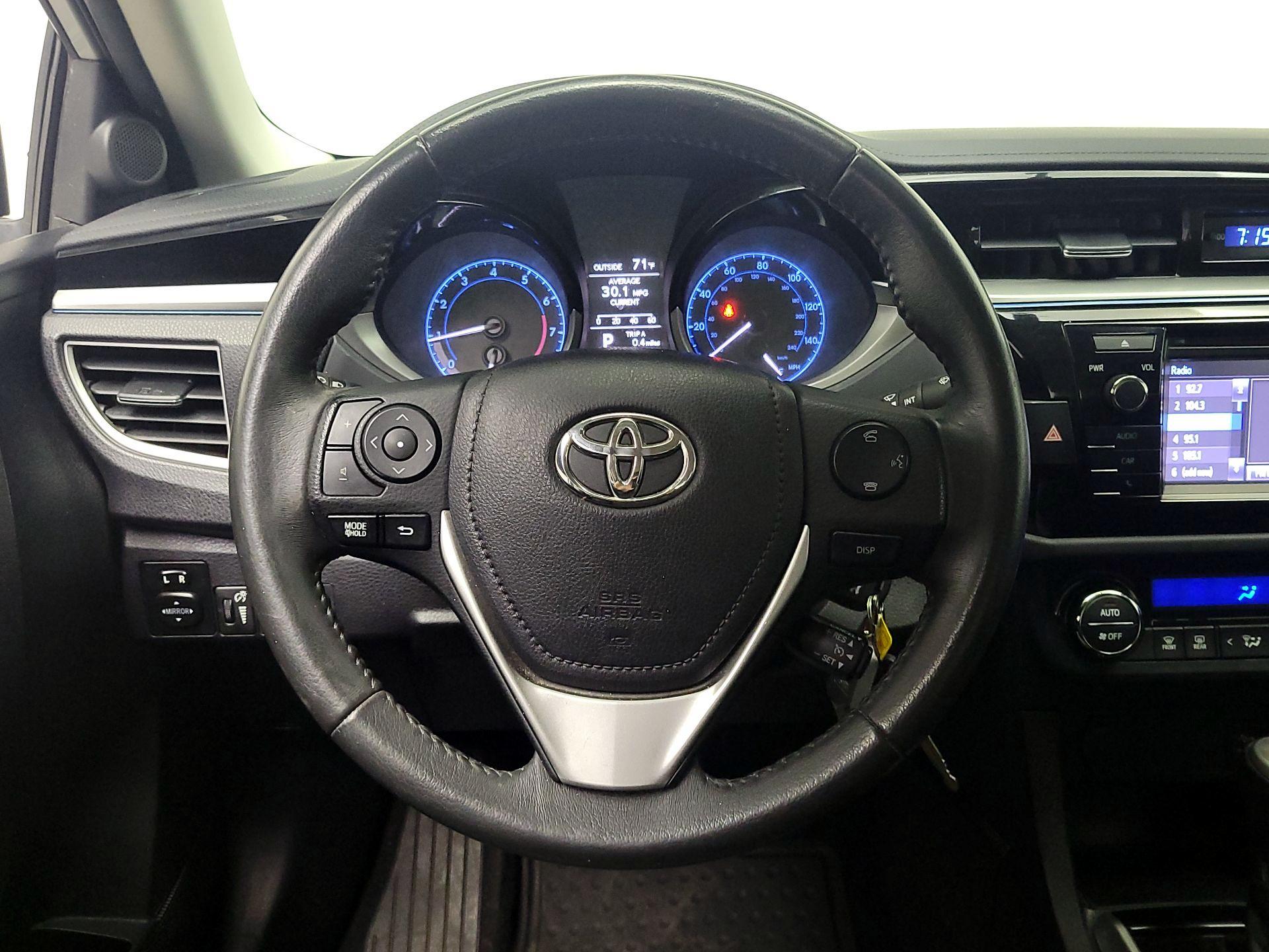 Thumbnail: 2016 Toyota Corolla - 10