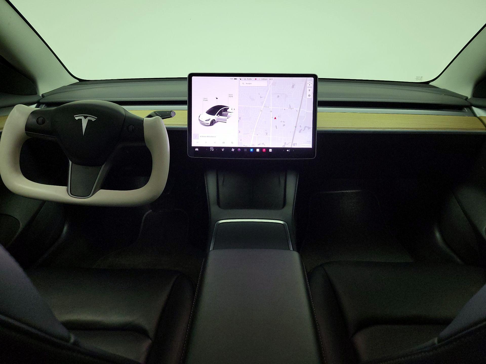 Thumbnail: 2022 Tesla Model 3 - 9