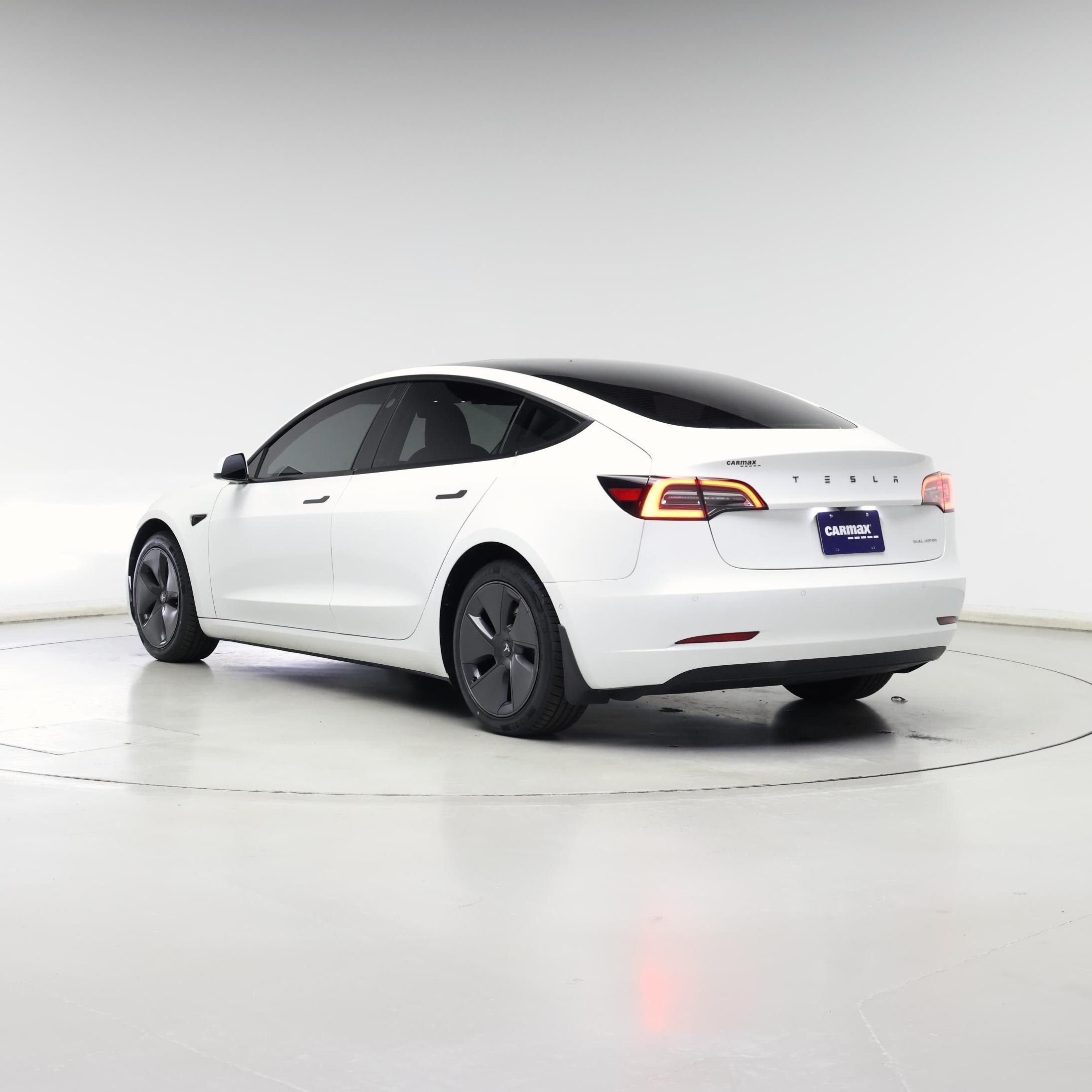 Thumbnail: 2022 Tesla Model 3 - 2