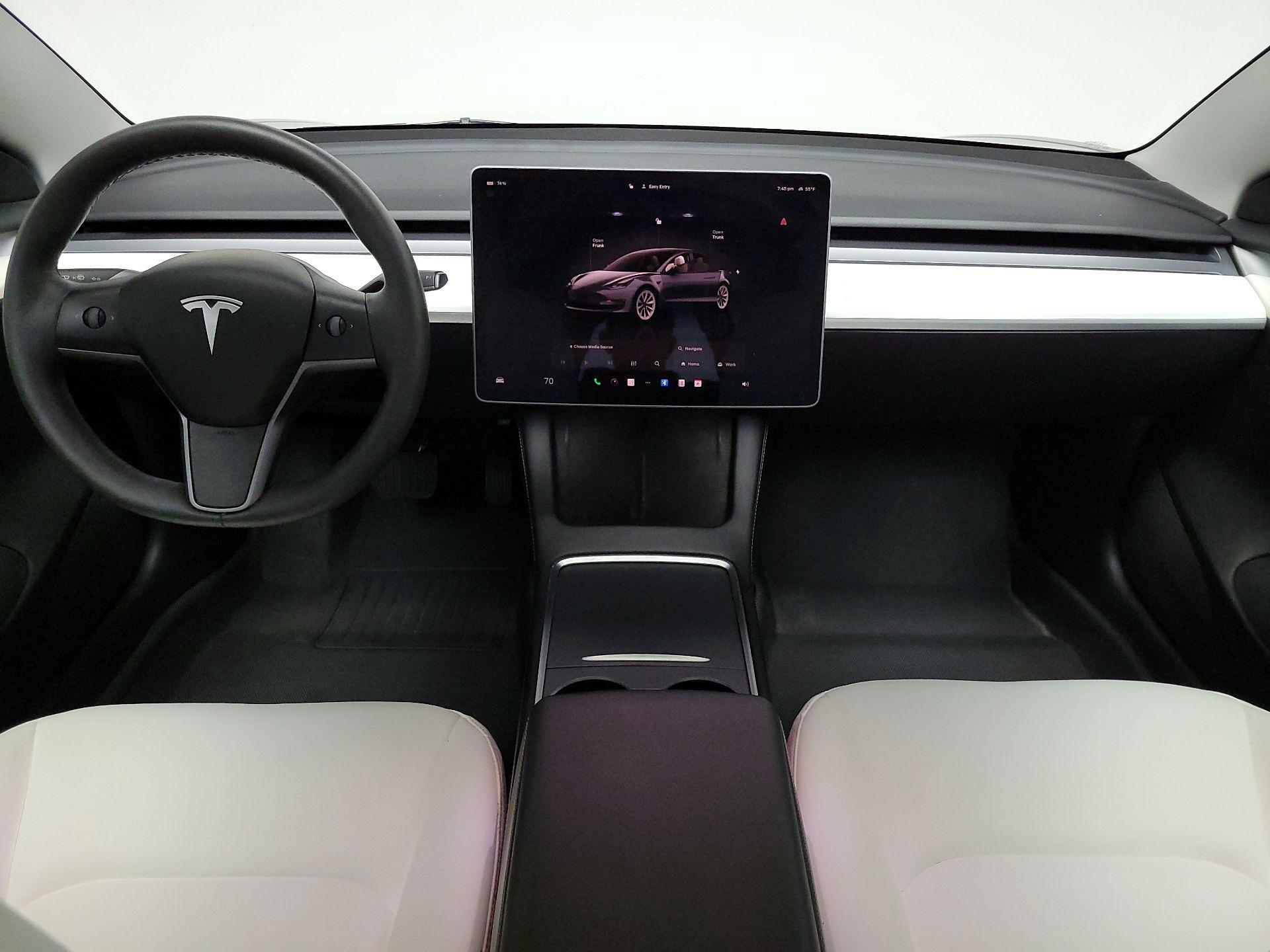 Thumbnail: 2023 Tesla Model 3 - 9