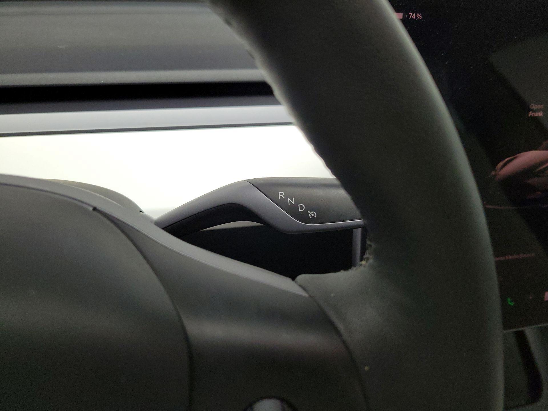 Thumbnail: 2023 Tesla Model 3 - 17