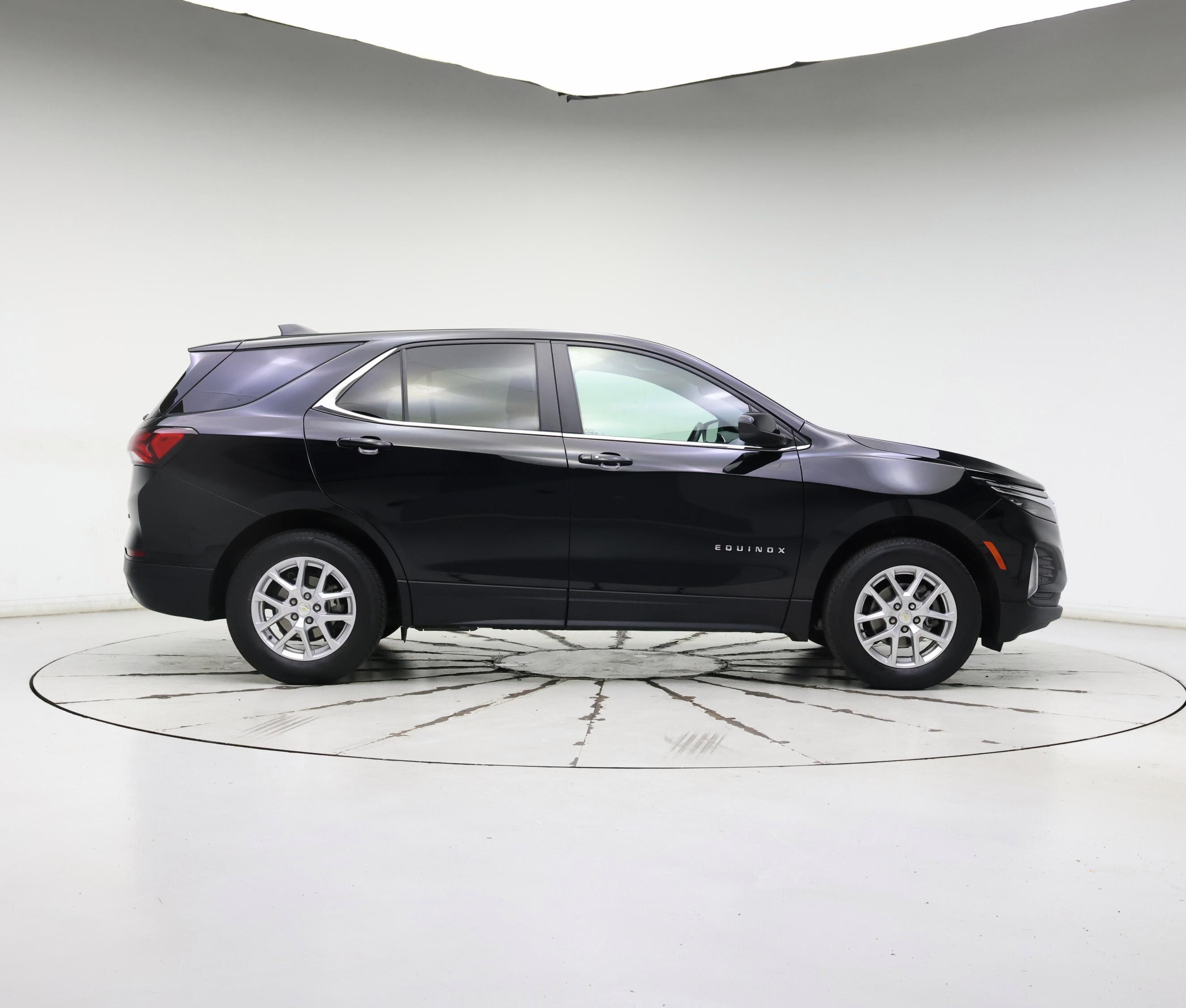 Thumbnail: 2022 Chevrolet Equinox - 7