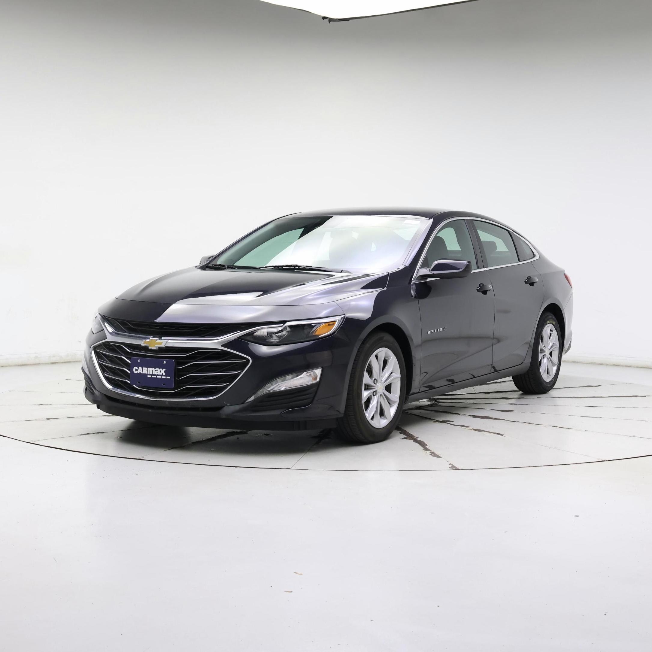 Thumbnail: 2023 Chevrolet Malibu - 4