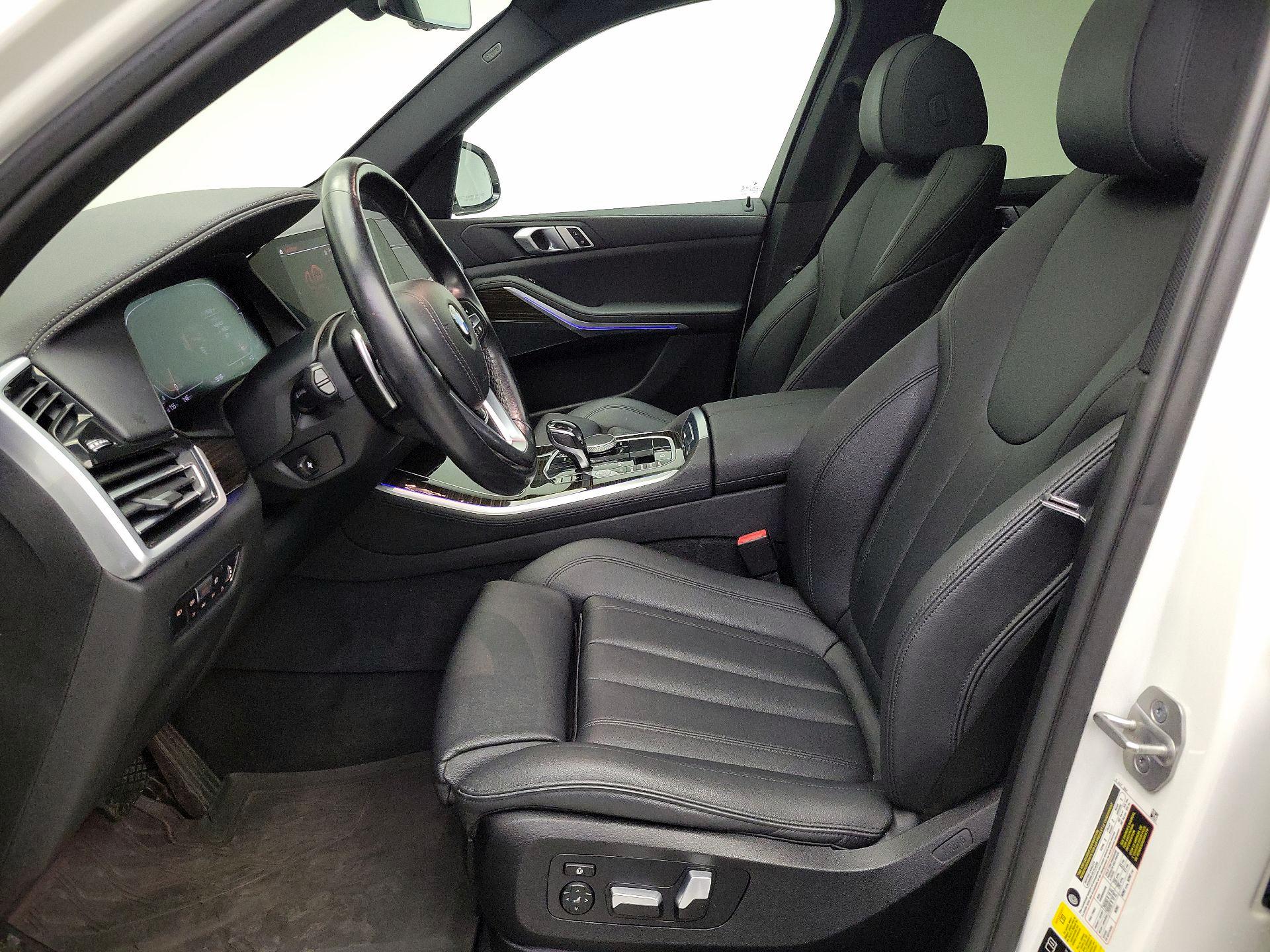 Thumbnail: 2021 BMW X5 - 11