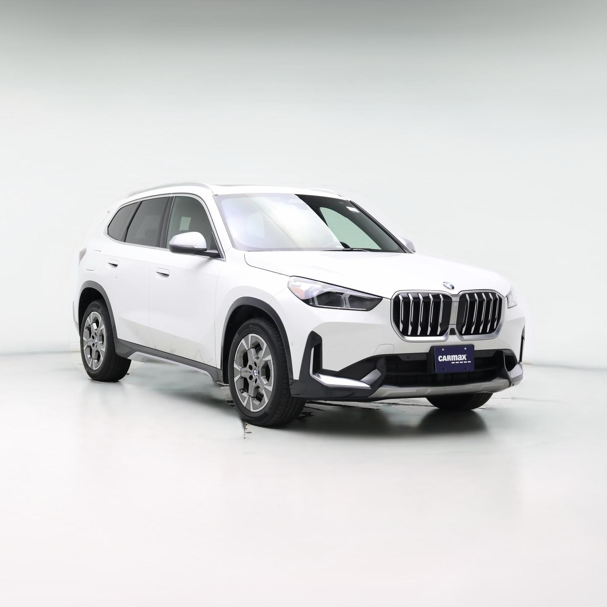 Thumbnail: 2023 BMW X1 - 1