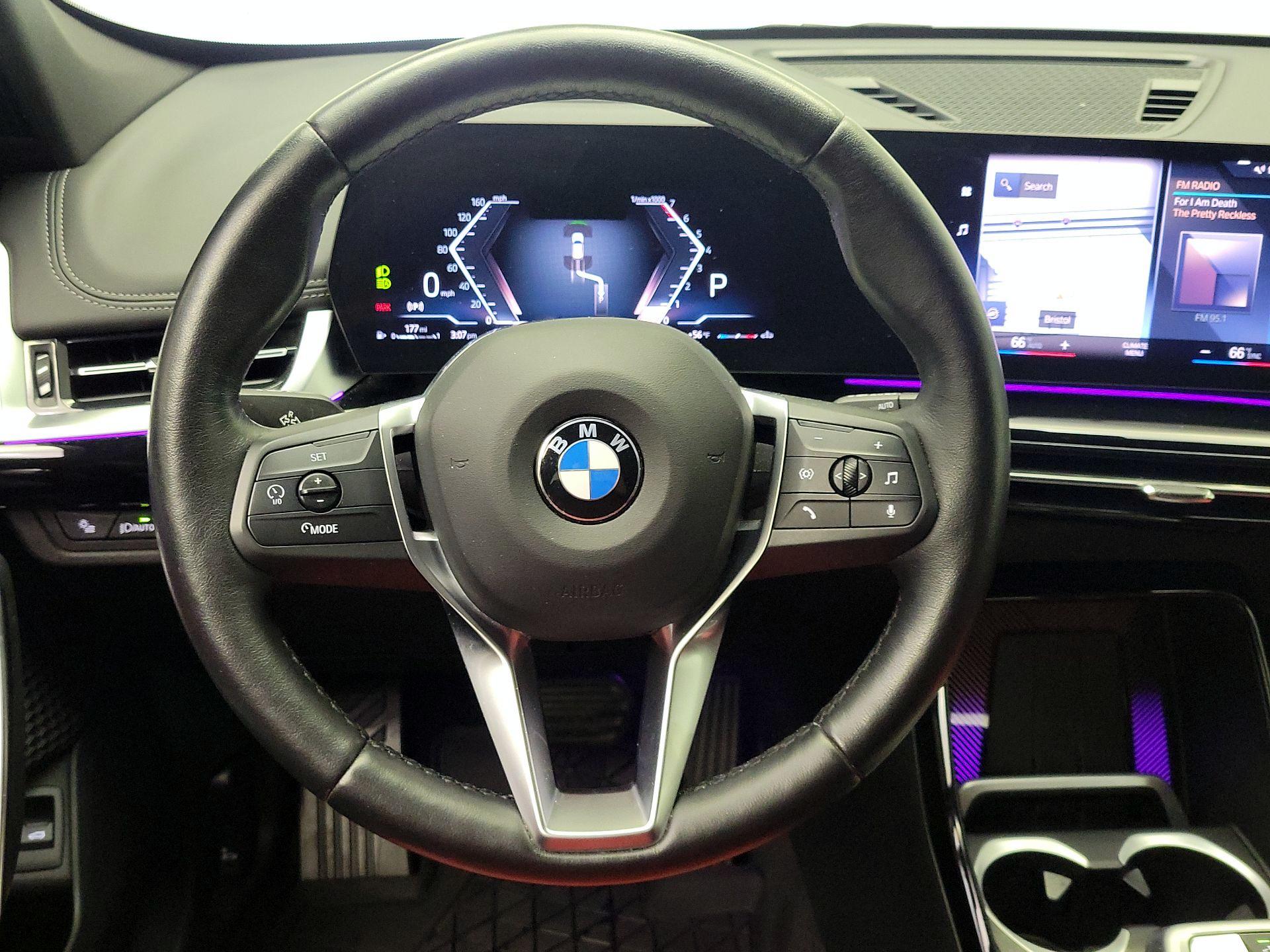 Thumbnail: 2023 BMW X1 - 10