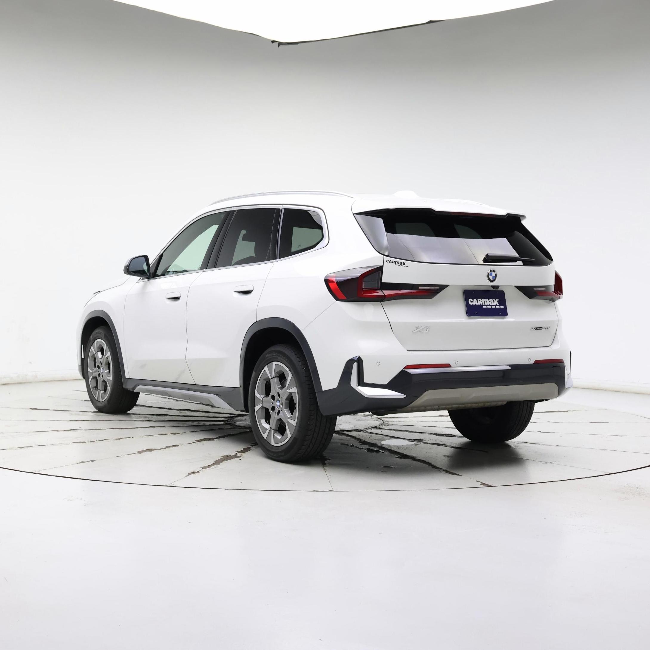 Thumbnail: 2023 BMW X1 - 2
