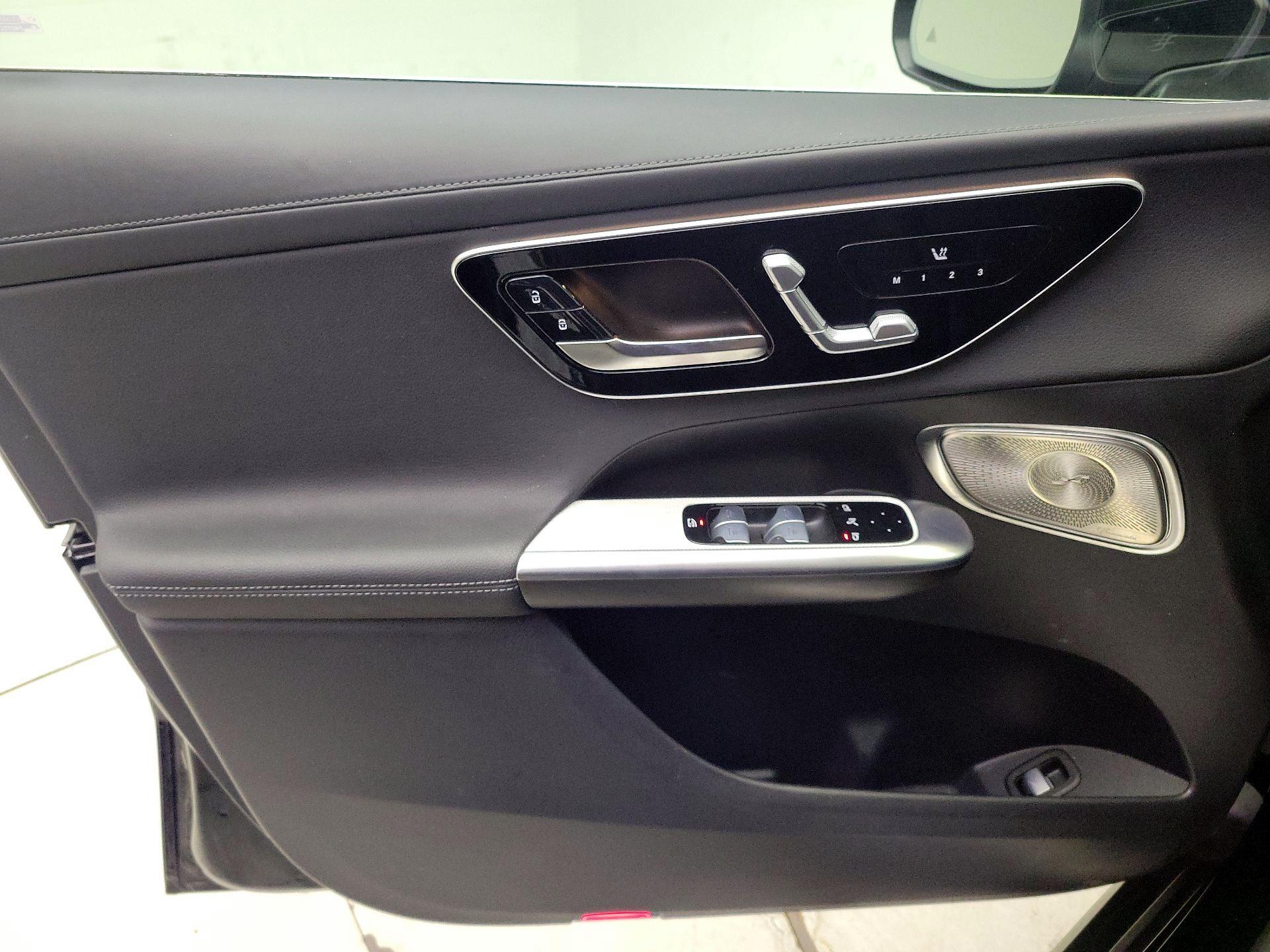 Thumbnail: 2024 Mercedes-Benz GLC - 12