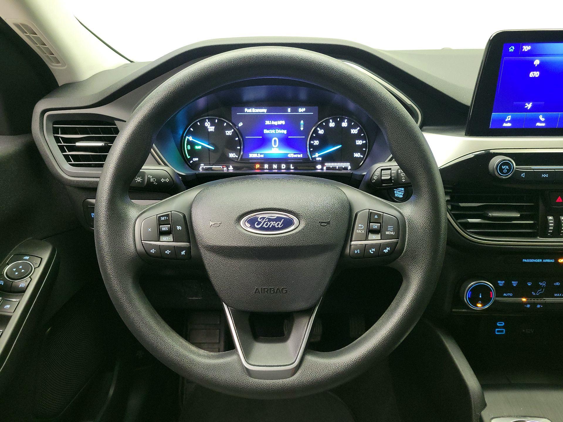 Thumbnail: 2022 Ford Escape - 10