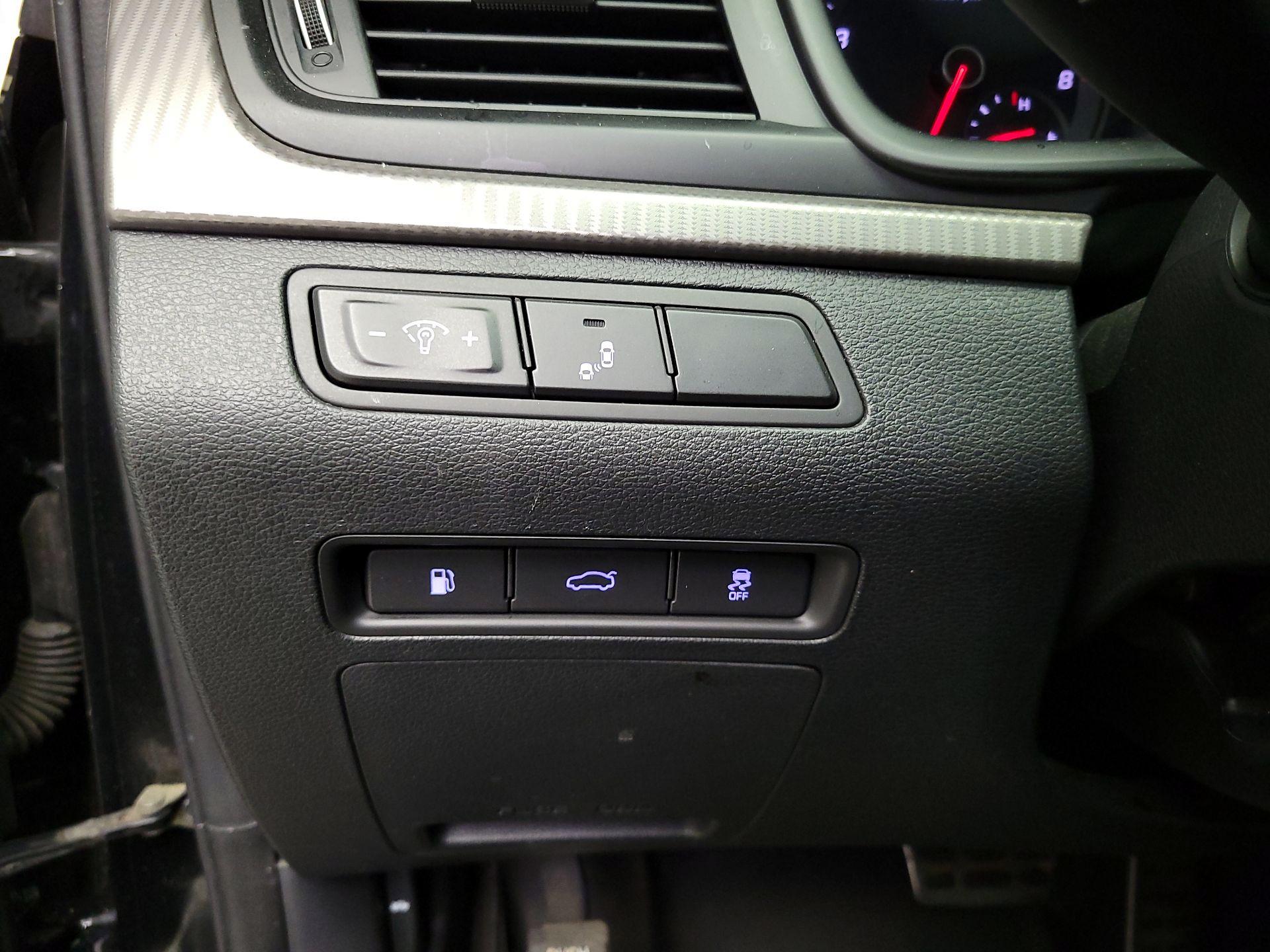 Thumbnail: 2018 Hyundai Sonata - 13