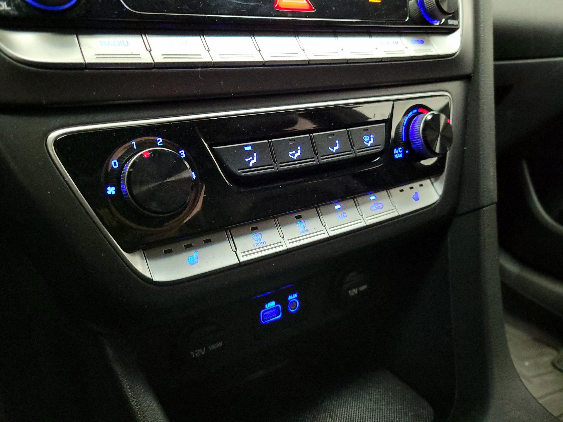 Thumbnail: 2018 Hyundai Sonata - 16