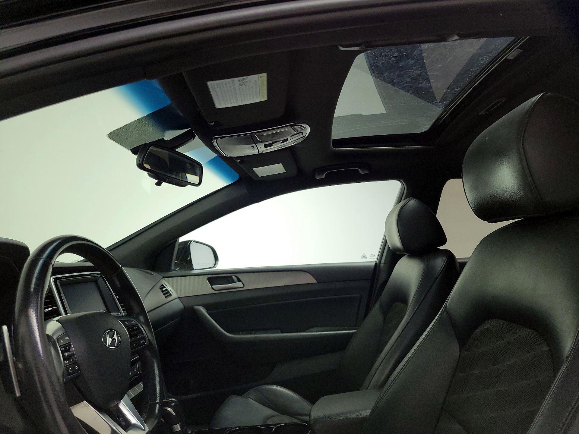 Thumbnail: 2018 Hyundai Sonata - 19