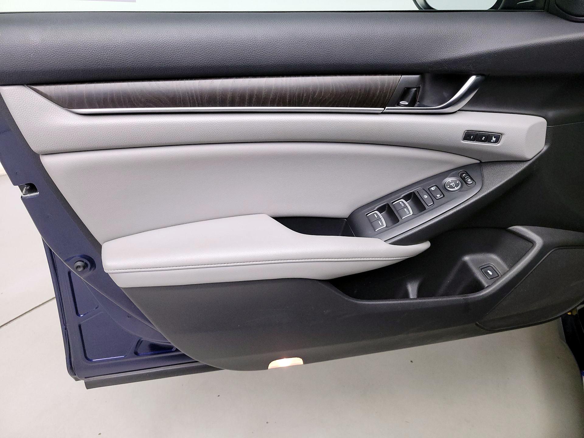 Thumbnail: 2020 Honda Accord - 12
