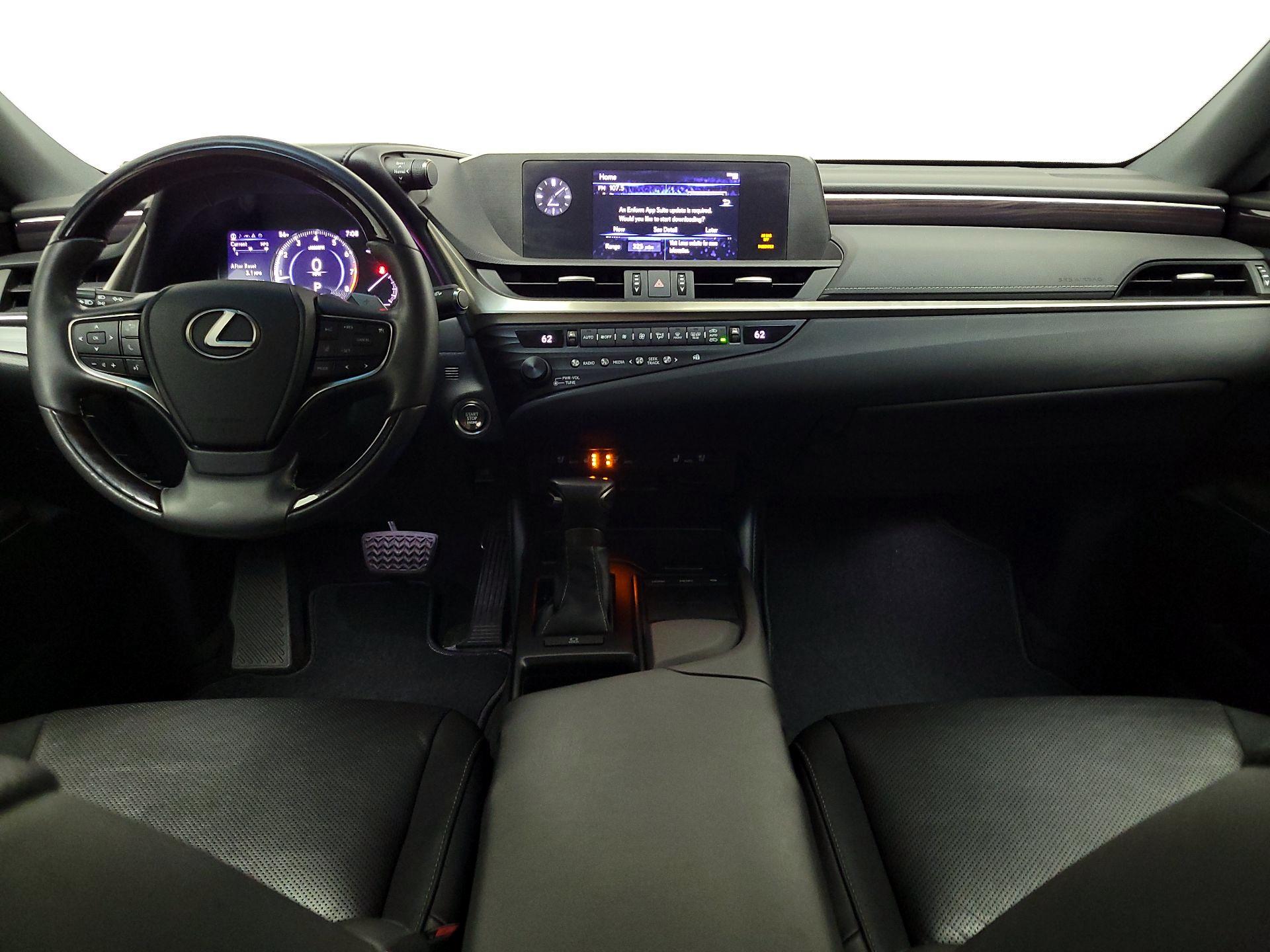 Thumbnail: 2019 Lexus ES - 9