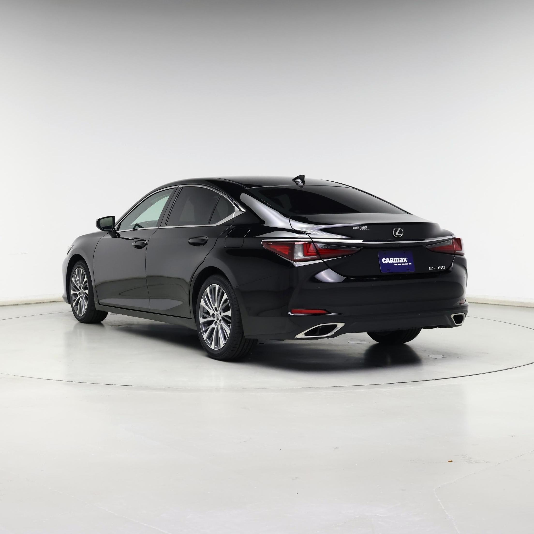 Thumbnail: 2019 Lexus ES - 2