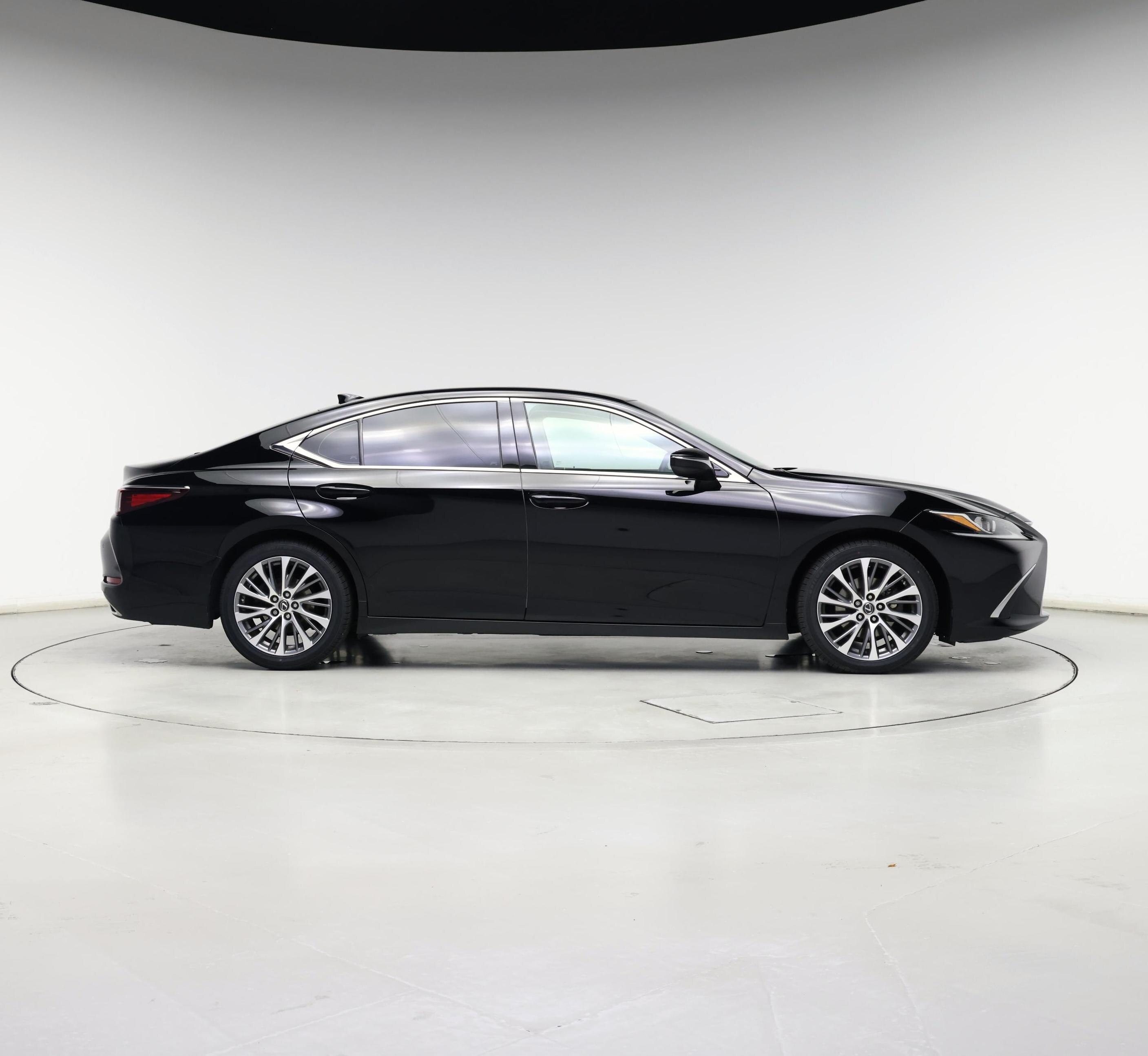 Thumbnail: 2019 Lexus ES - 7