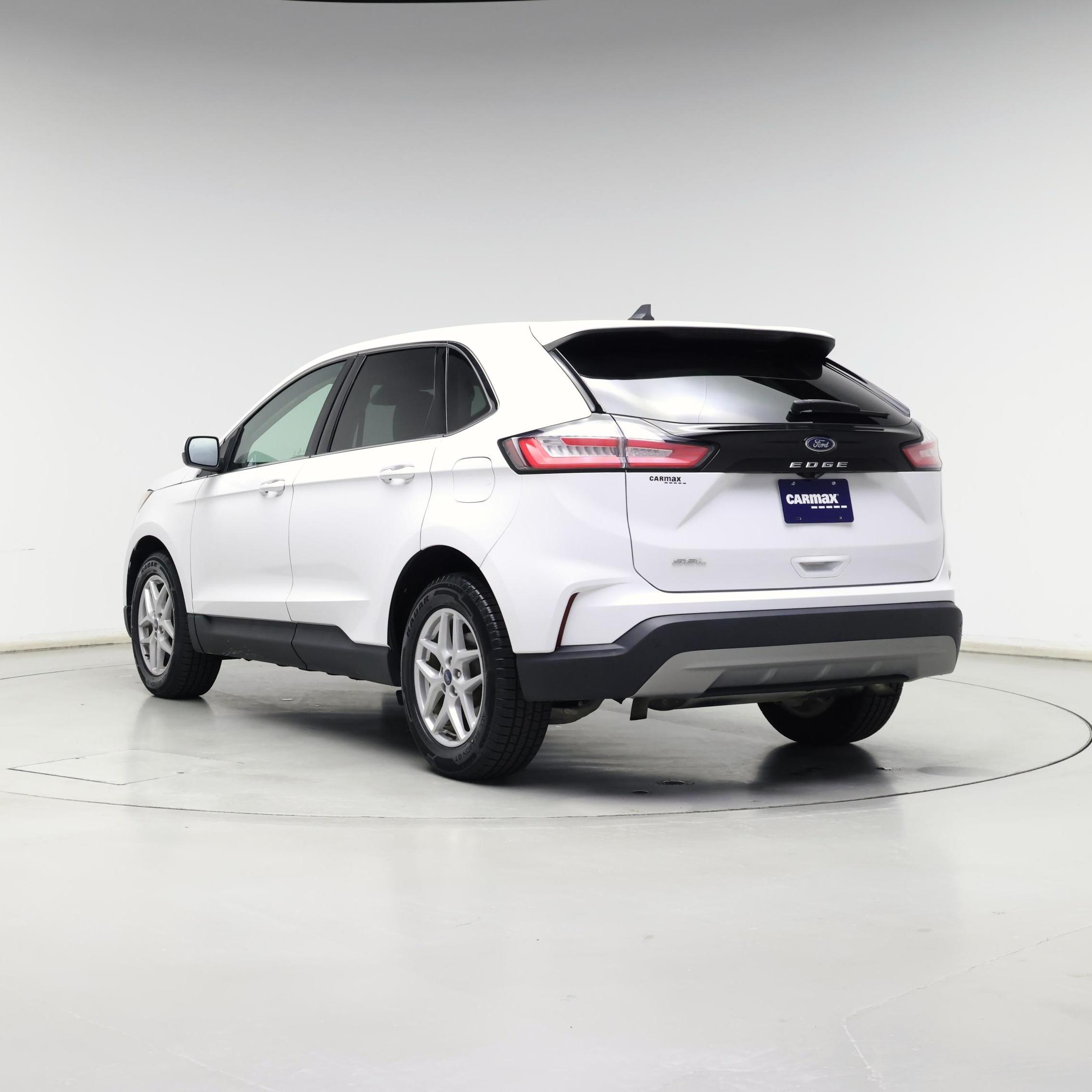 Thumbnail: 2021 Ford Edge - 2