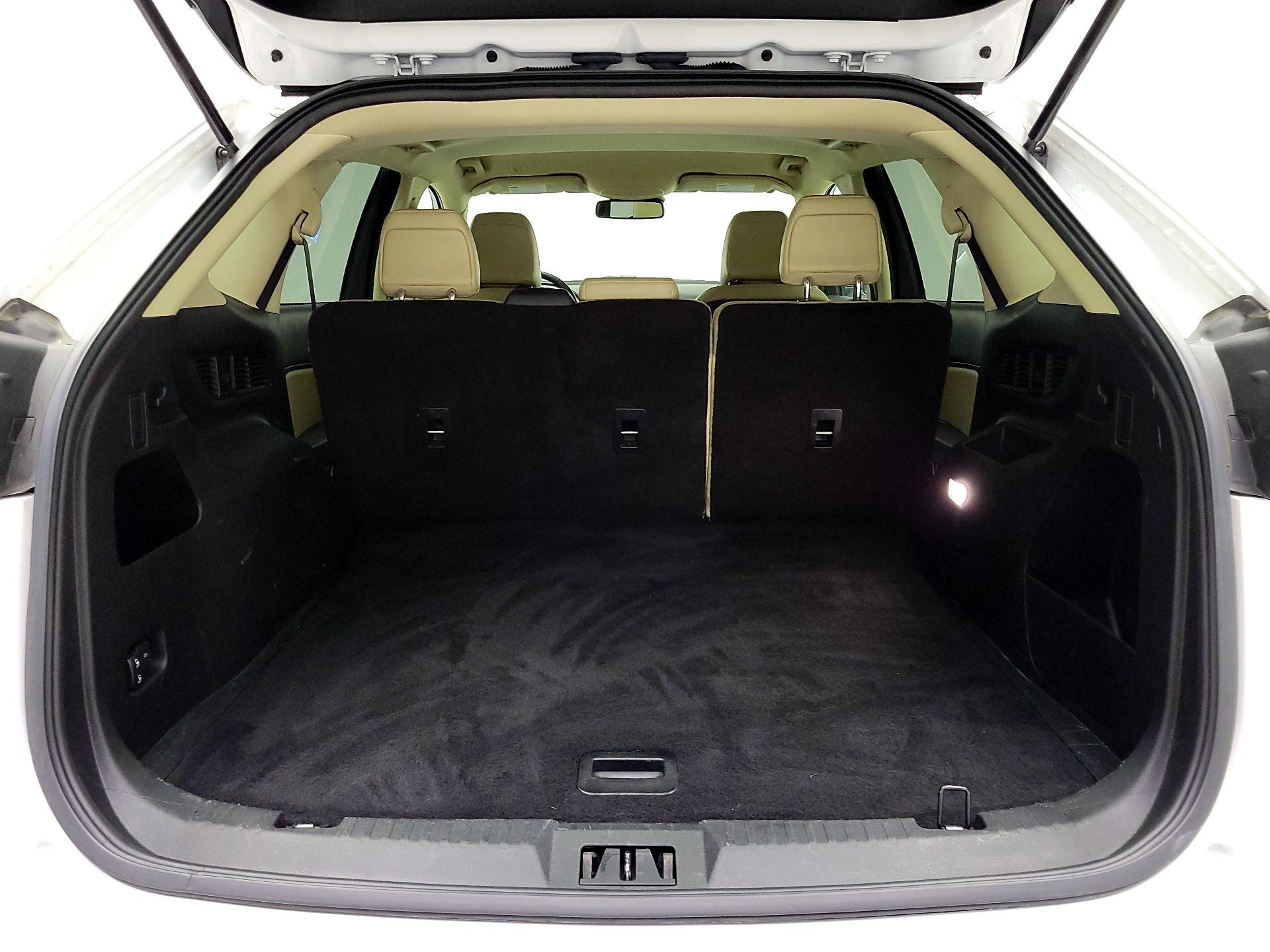 Thumbnail: 2021 Ford Edge - 20