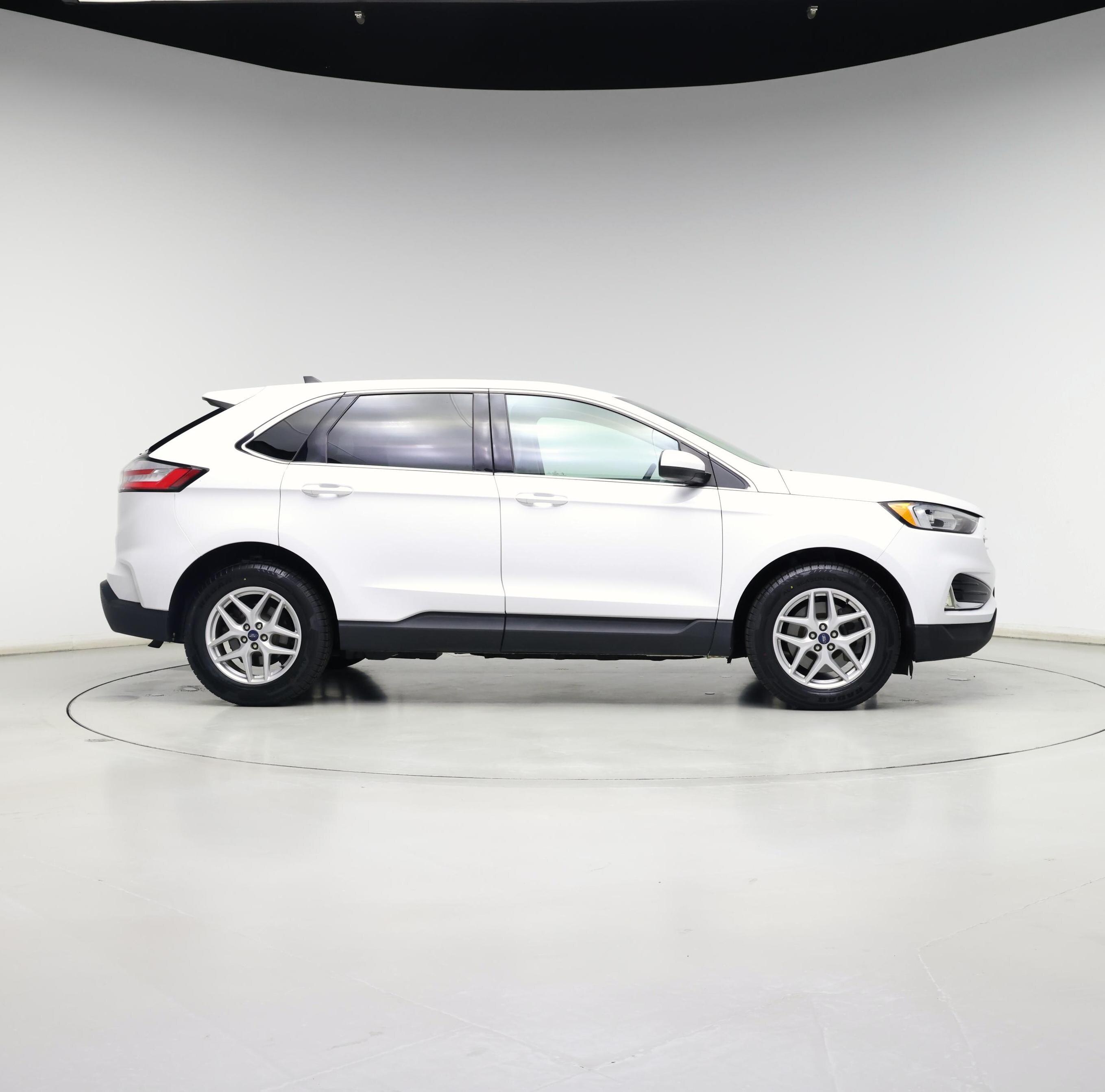 Thumbnail: 2021 Ford Edge - 7