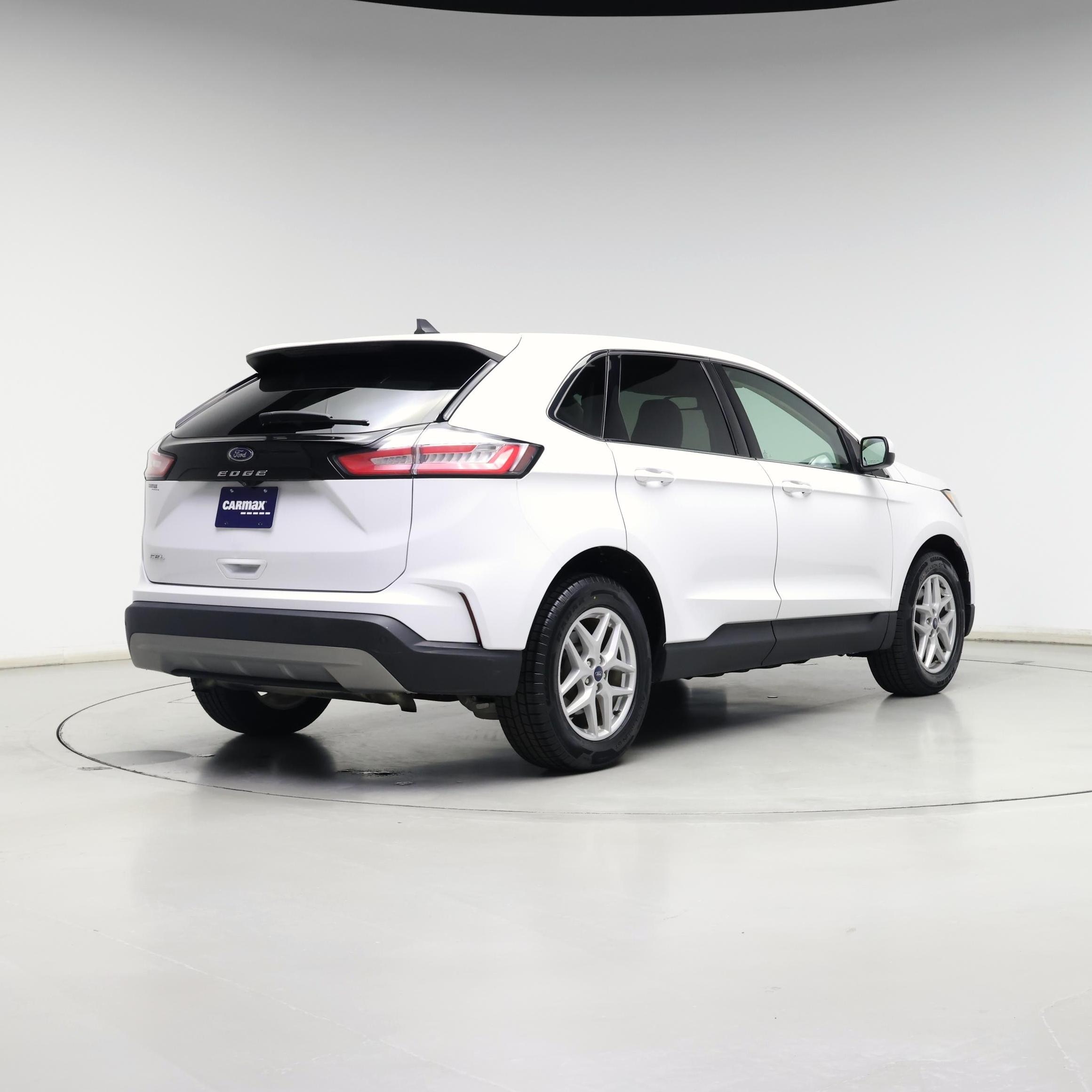 Thumbnail: 2021 Ford Edge - 8