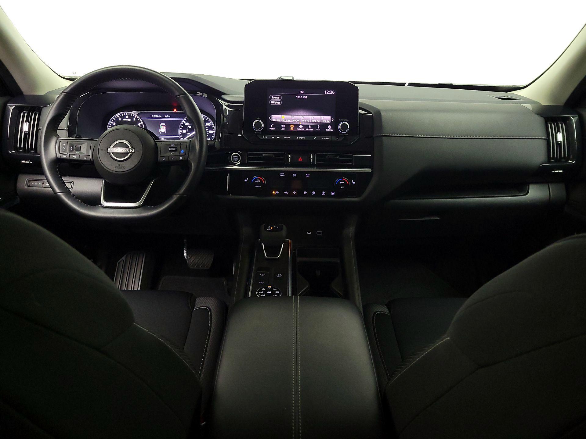 Thumbnail: 2022 Nissan Pathfinder - 9