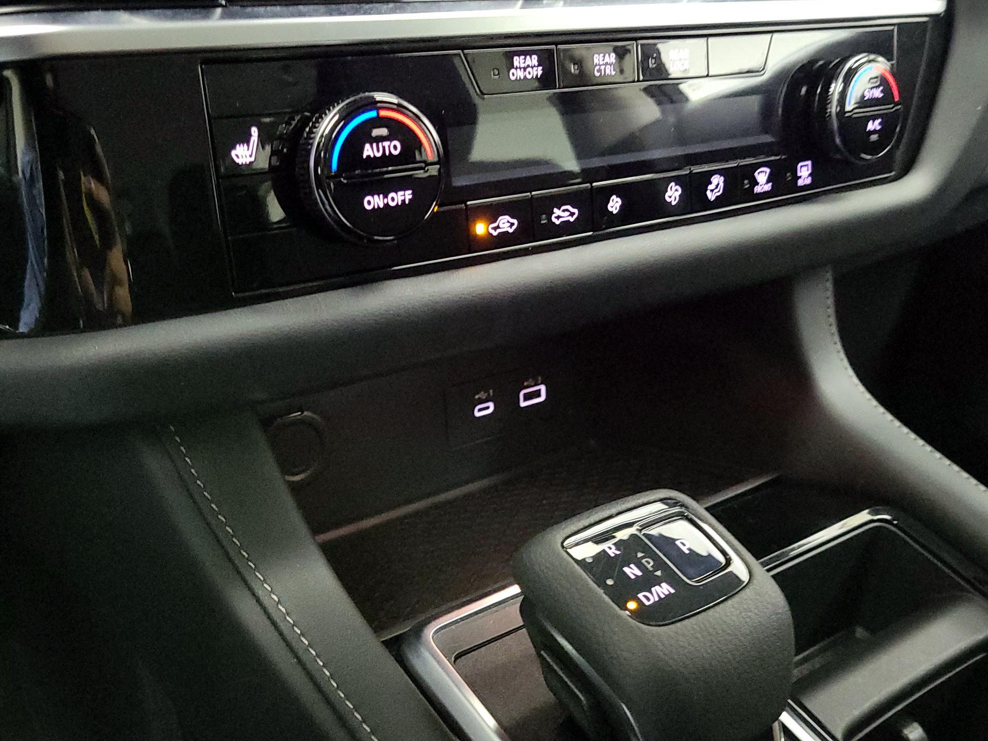 Thumbnail: 2022 Nissan Pathfinder - 18