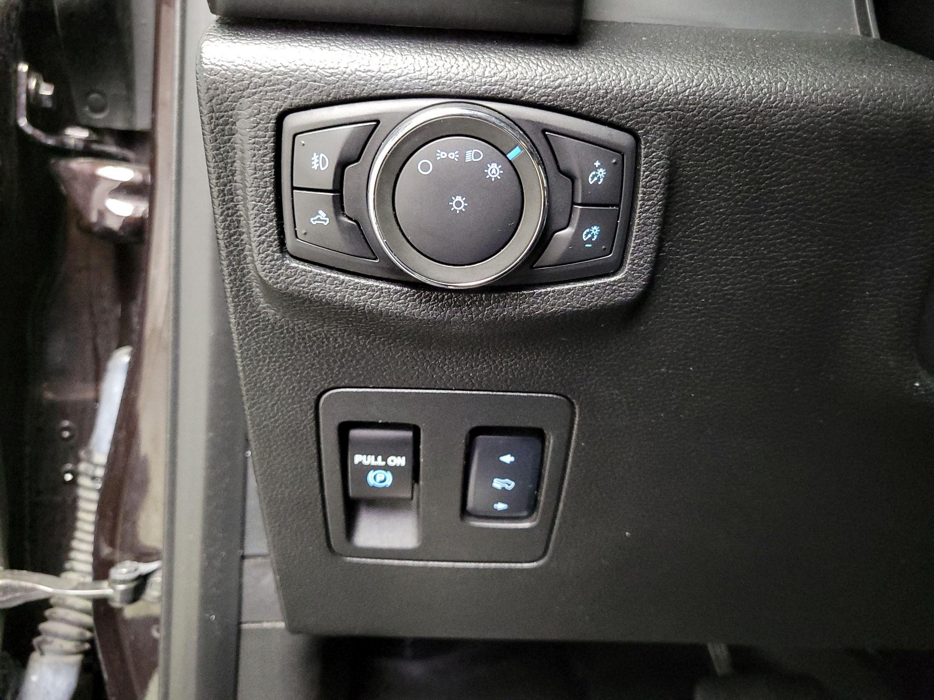 Thumbnail: 2018 Ford F-150 - 13