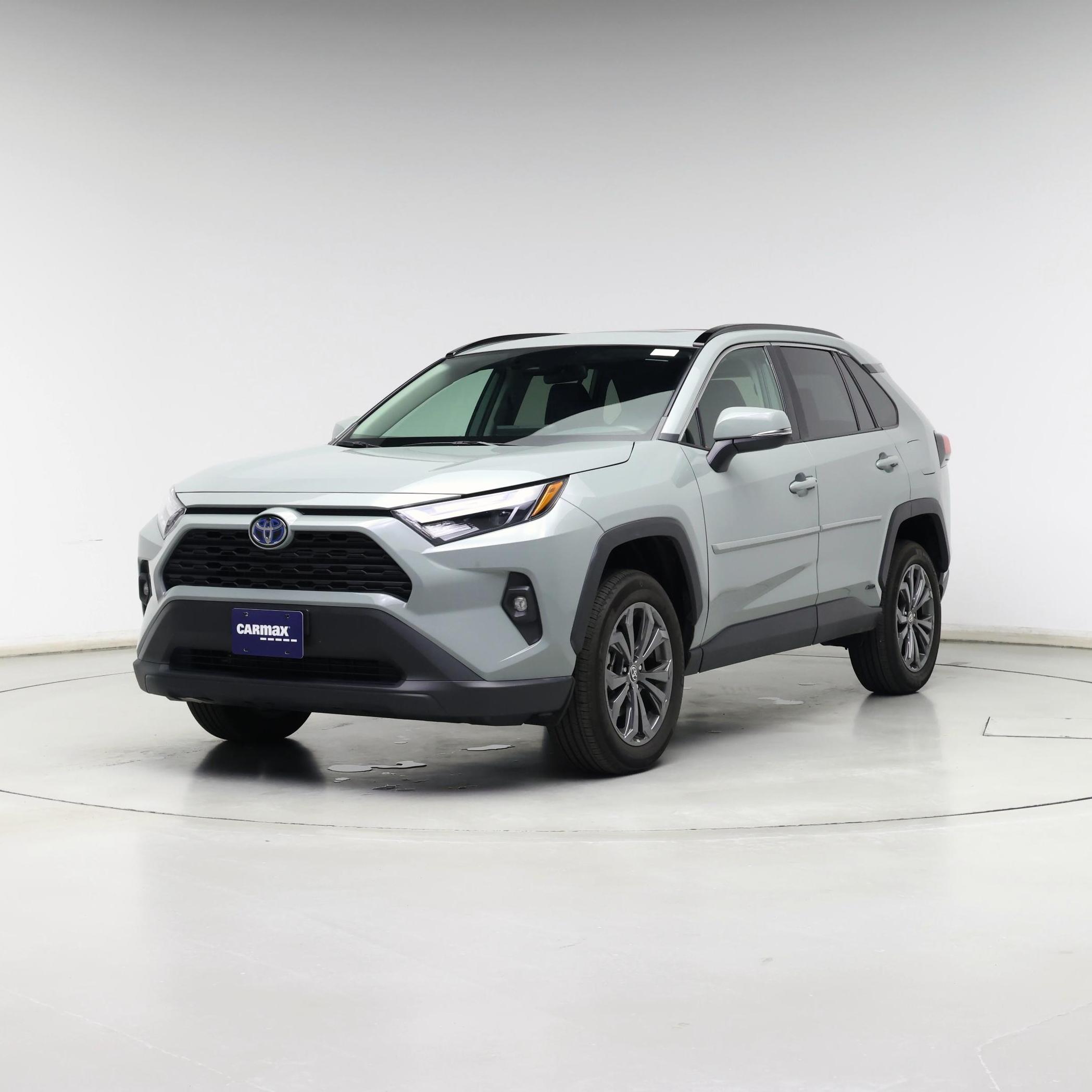 Thumbnail: 2022 Toyota RAV4 - 4