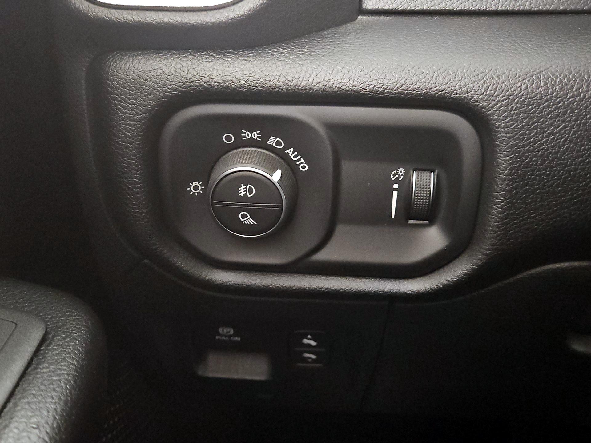 Thumbnail: 2022 RAM 1500 - 13