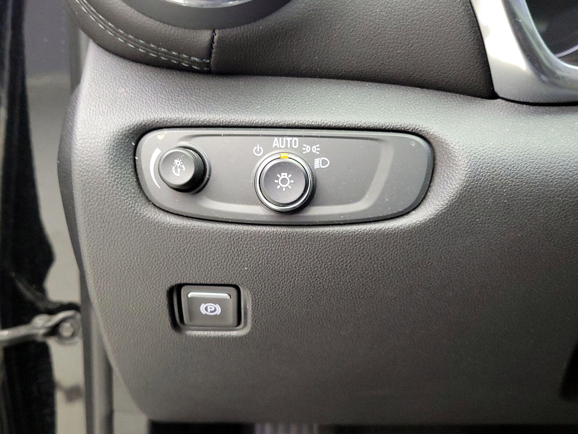 Thumbnail: 2022 Chevrolet Blazer - 13