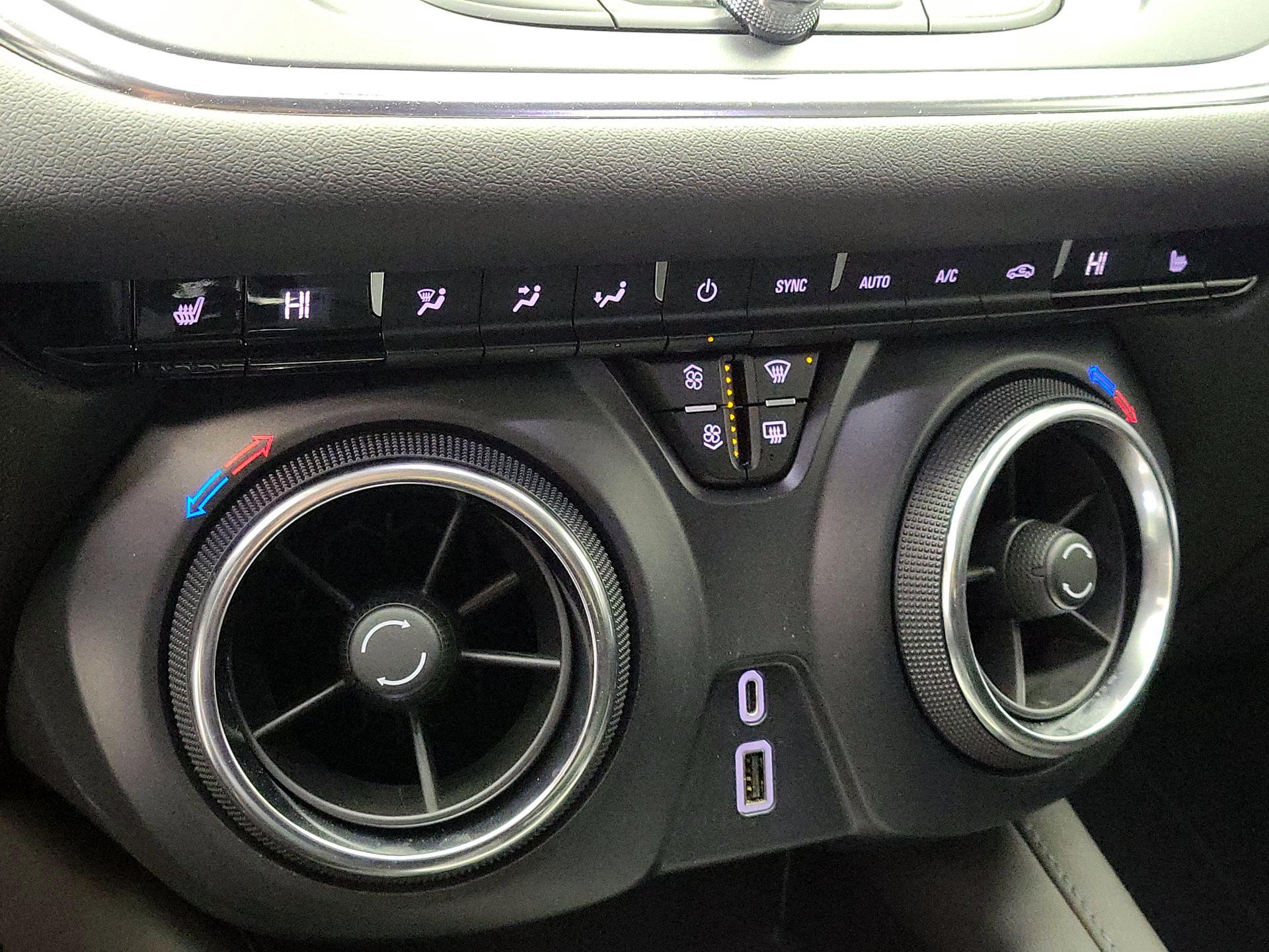 Thumbnail: 2022 Chevrolet Blazer - 16