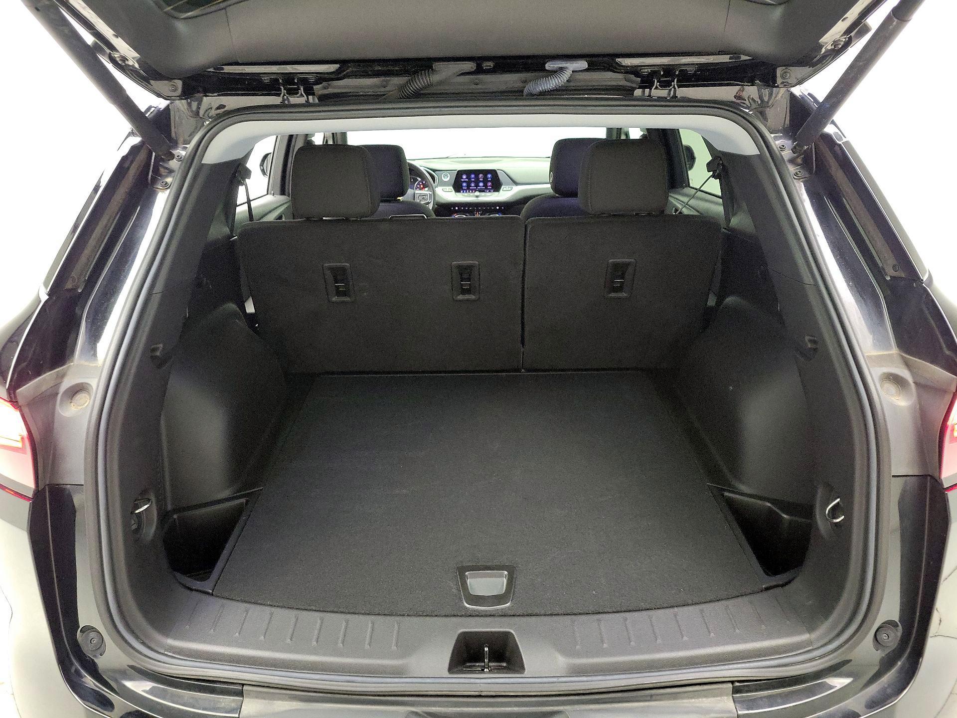 Thumbnail: 2022 Chevrolet Blazer - 20