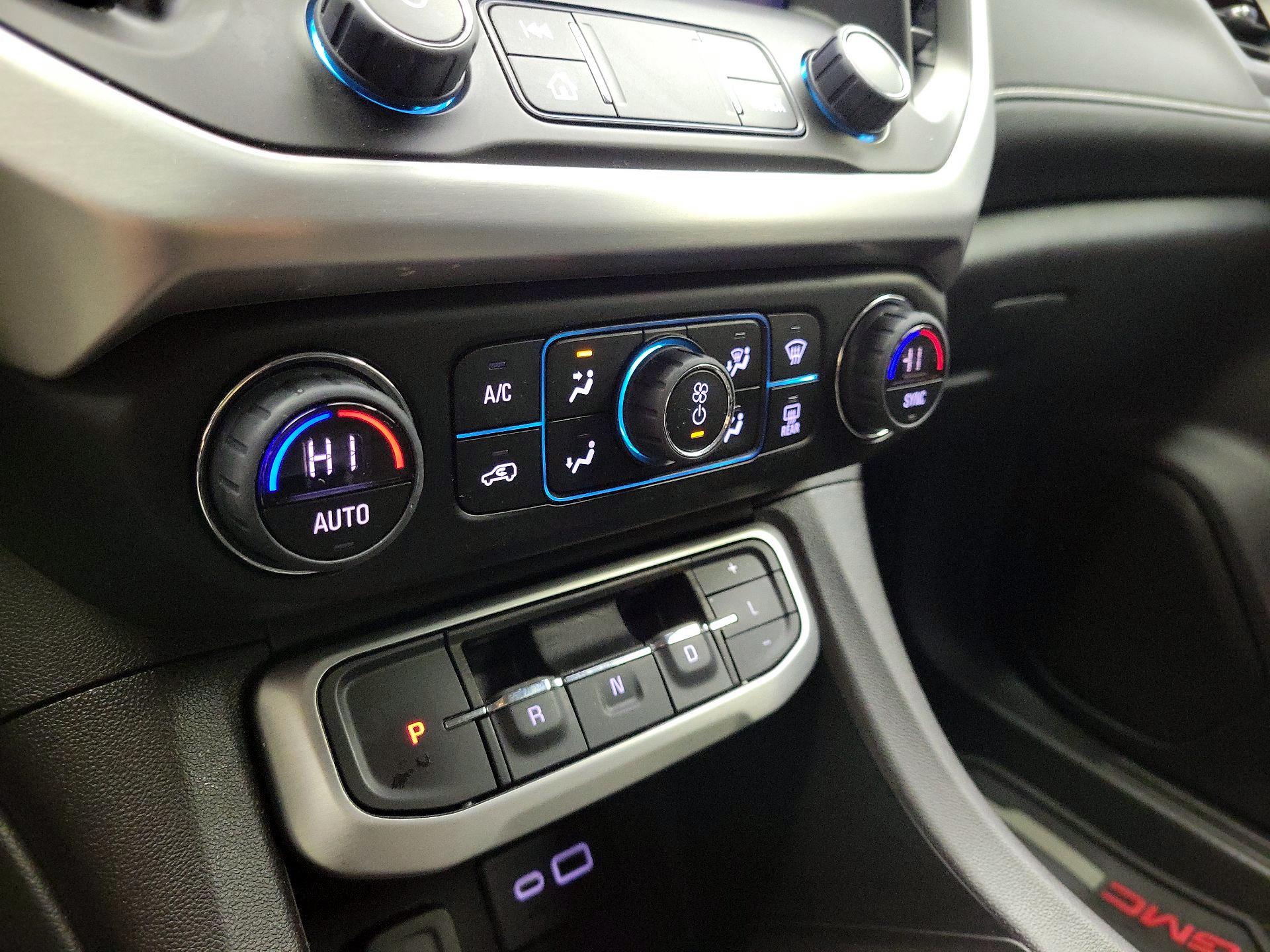 Thumbnail: 2023 GMC Acadia - 14