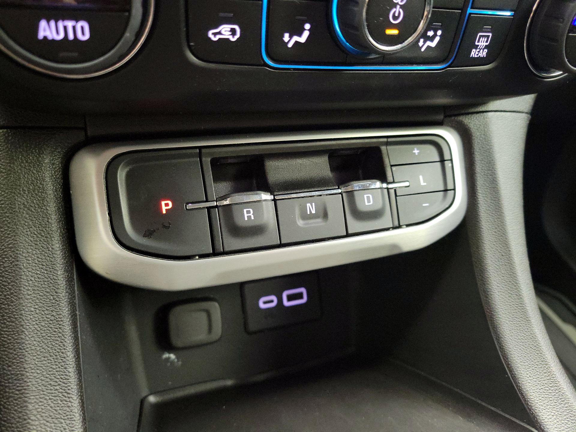 Thumbnail: 2023 GMC Acadia - 15