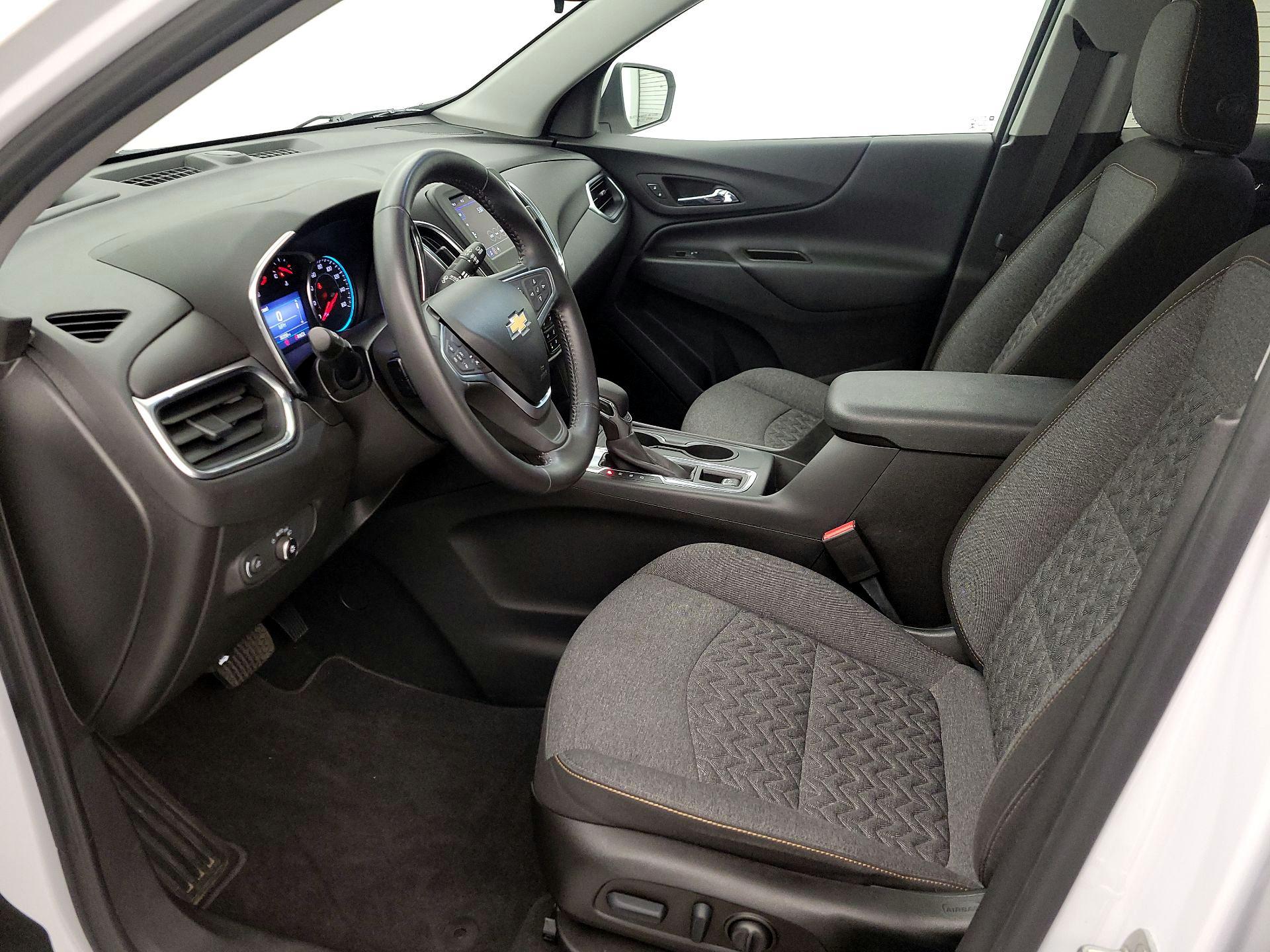 Thumbnail: 2022 Chevrolet Equinox - 11